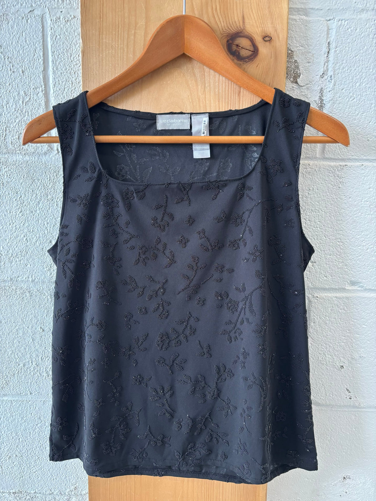 Beaded Floral Patterned Tank : M