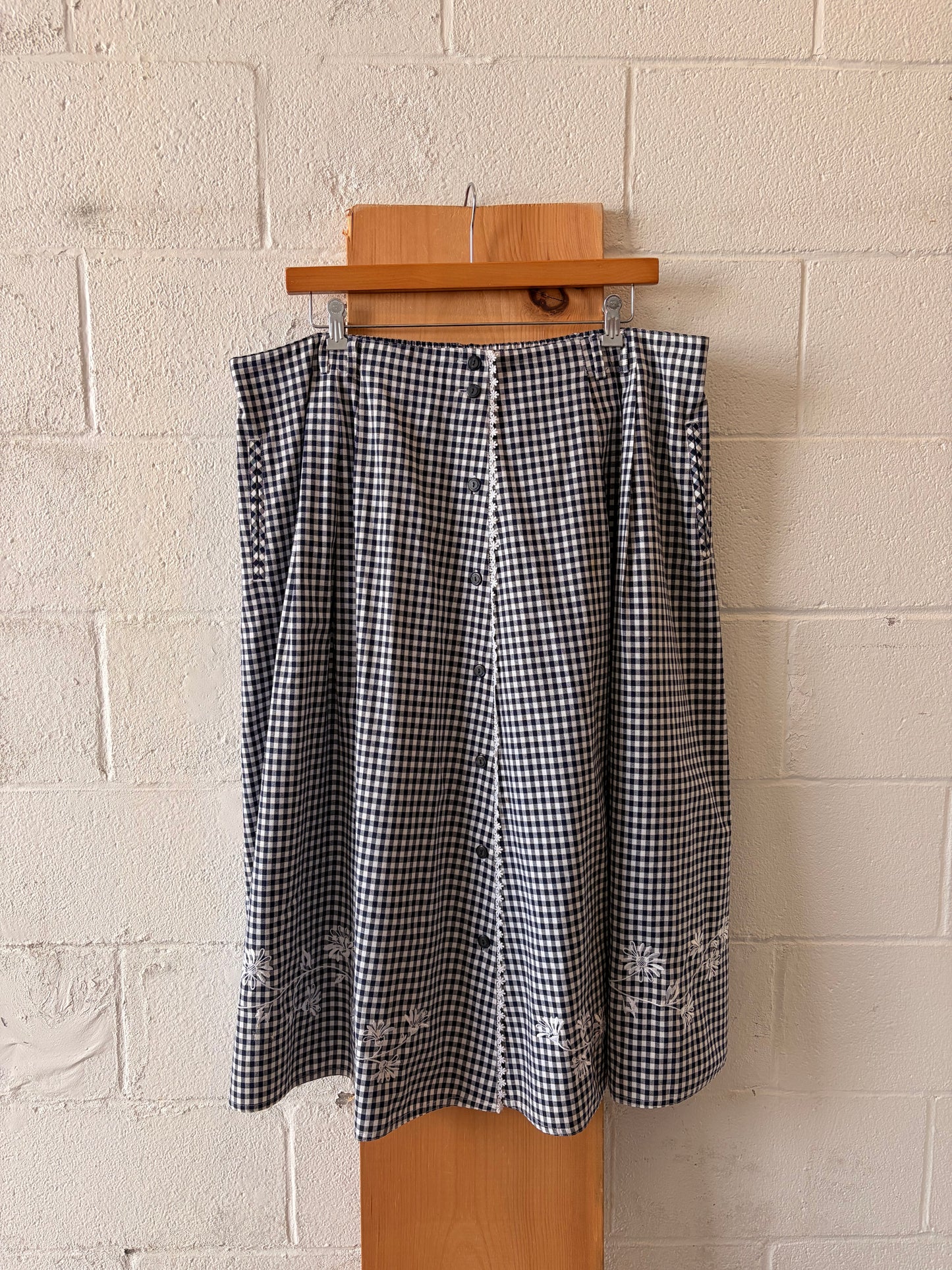 Vtg Napa Valley Floral Embroidered Gingham Skirt : 24W