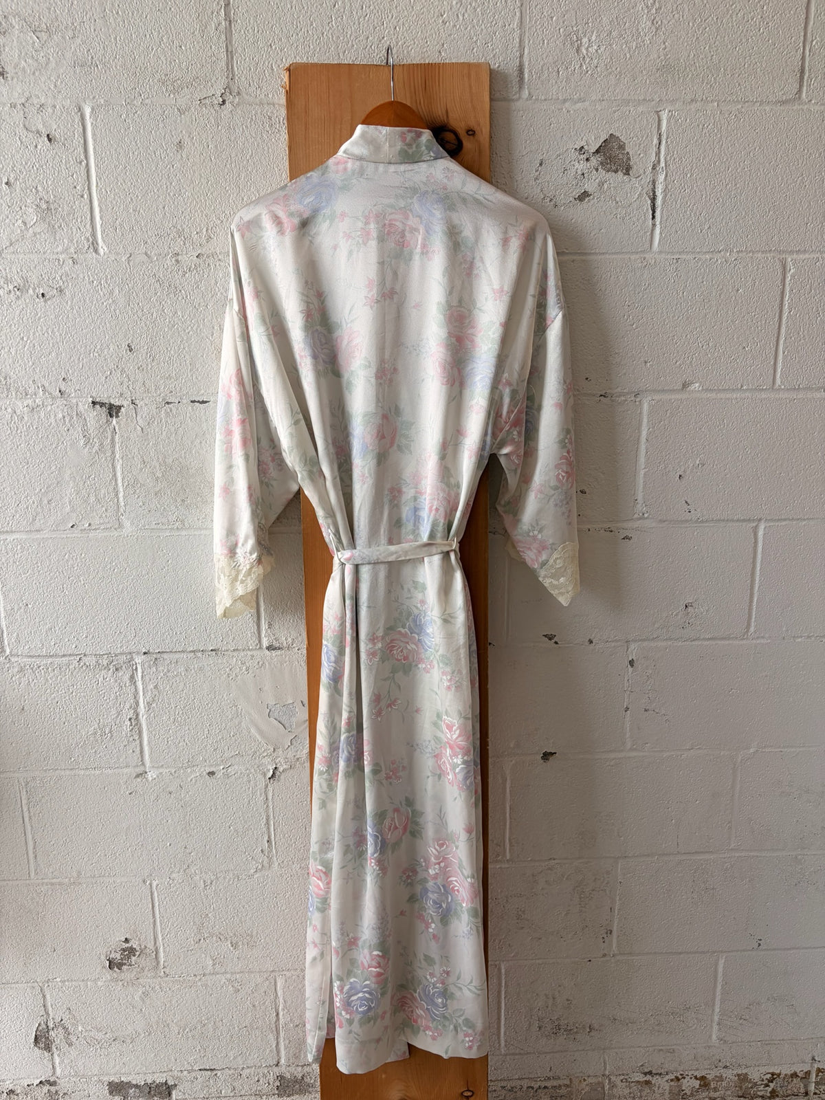 Vtg Pastel Floral Robe : M