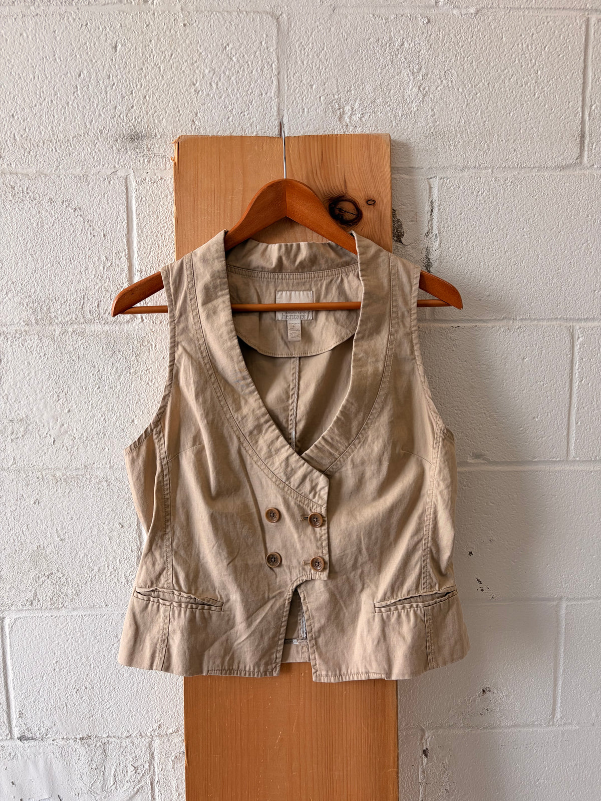 Banana Republic Khaki Vest : 14
