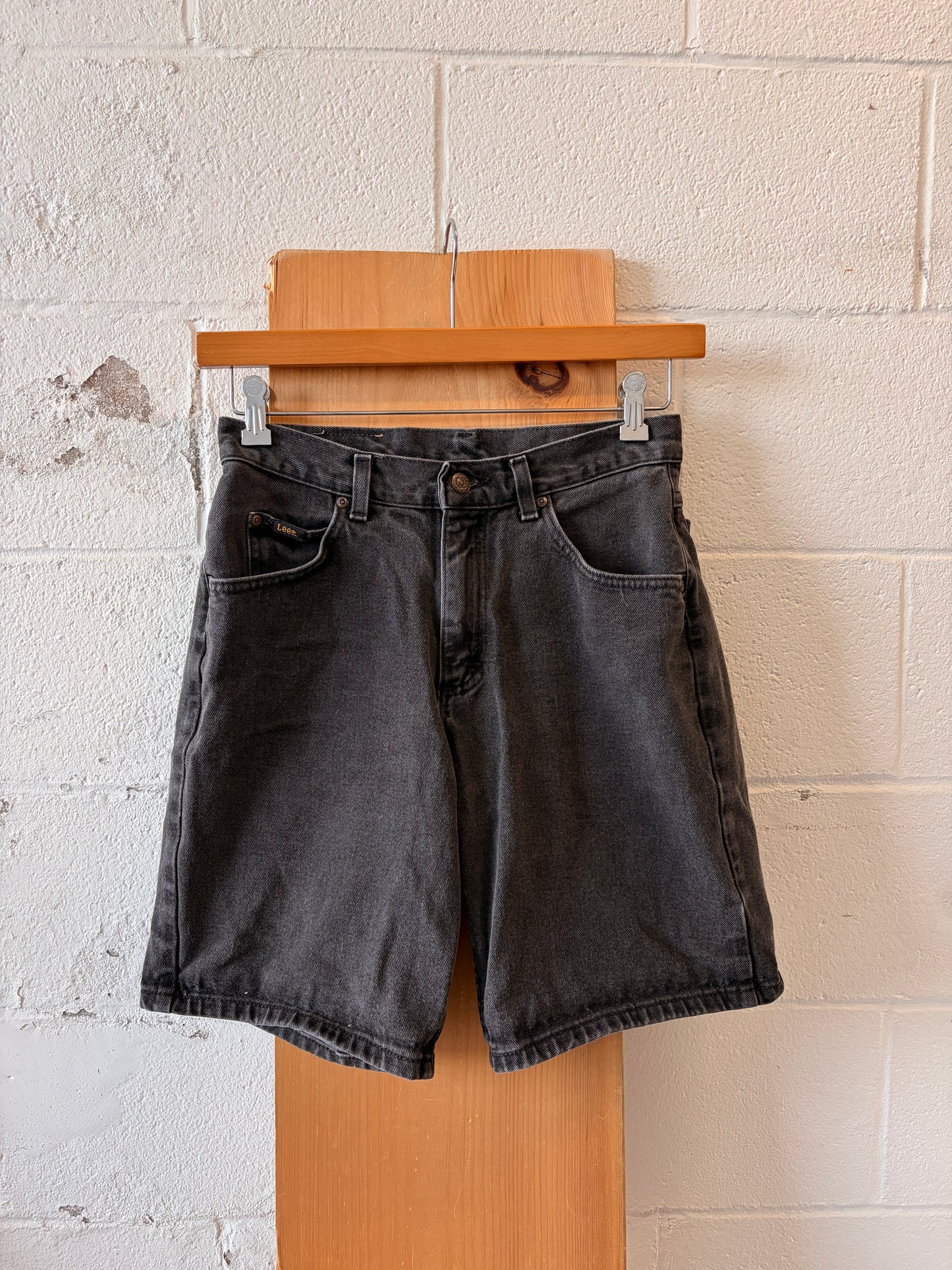 Vtg Black Lee Shorts : 29”W