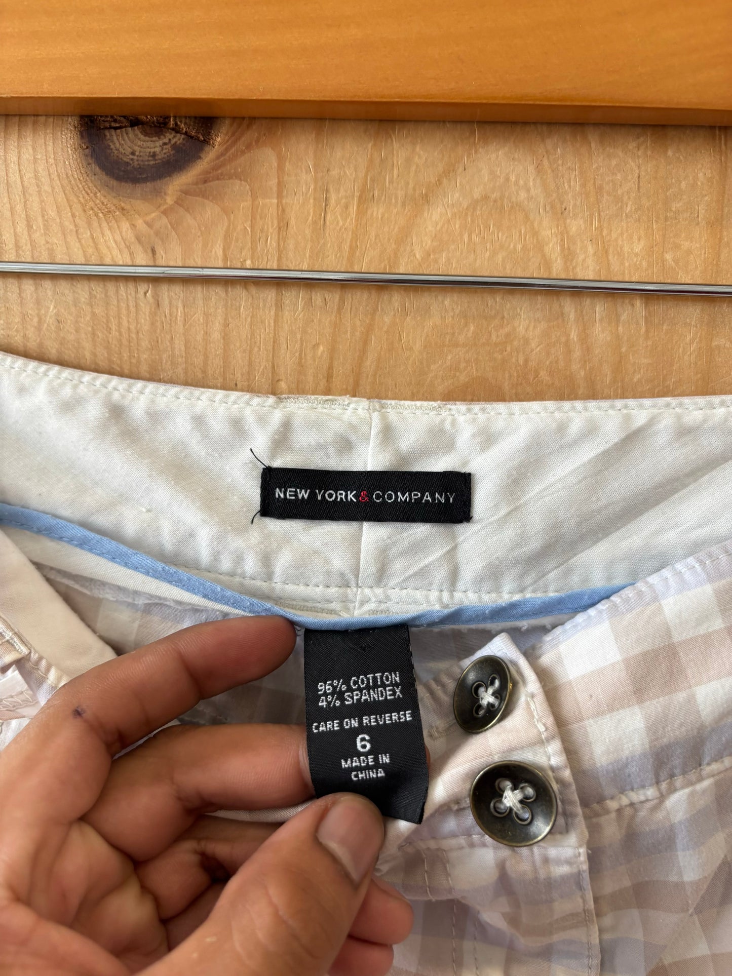 NY&Co Plaid Shorts : 32” W