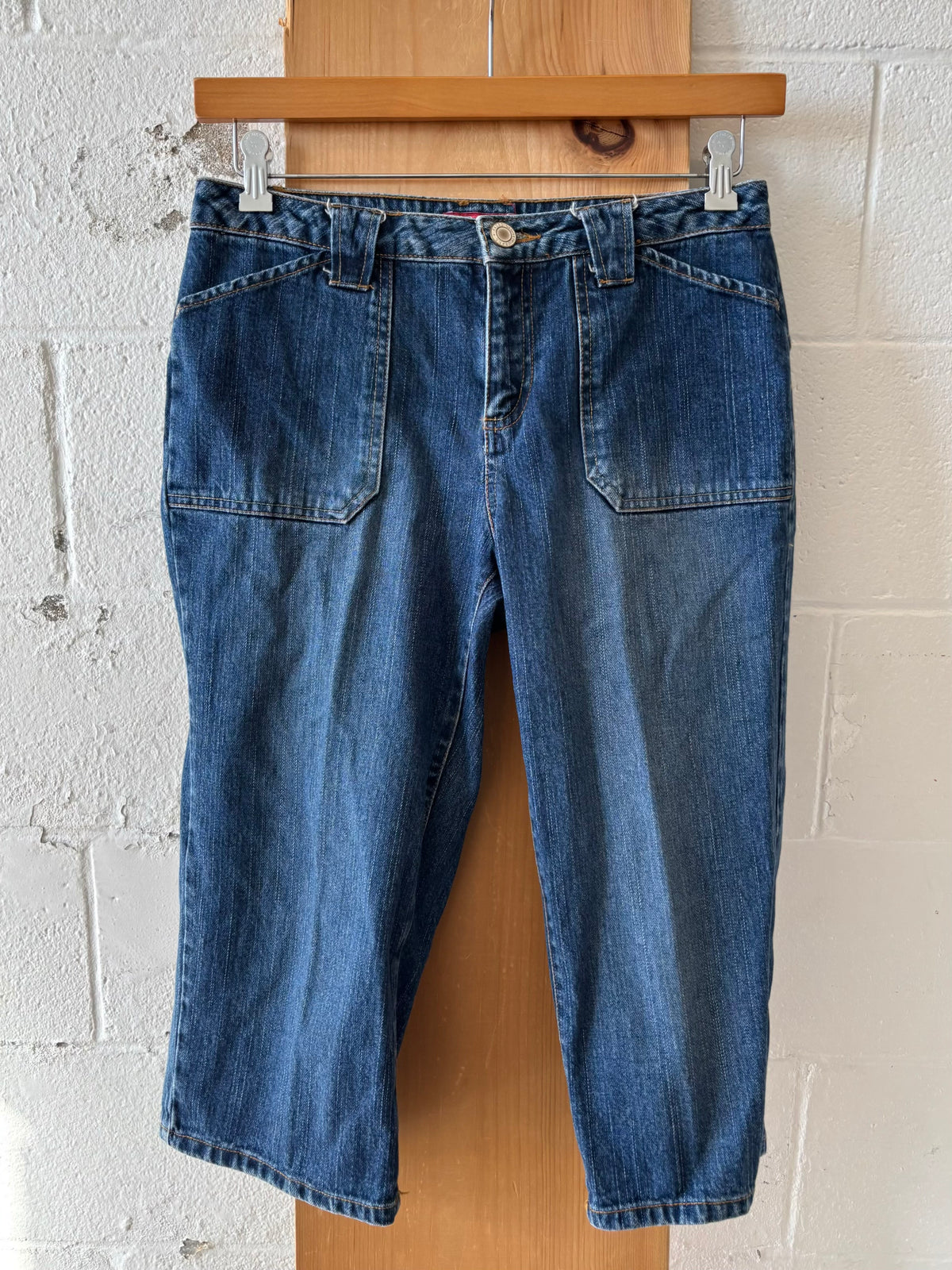 Dark Wash Denim Capris : 6