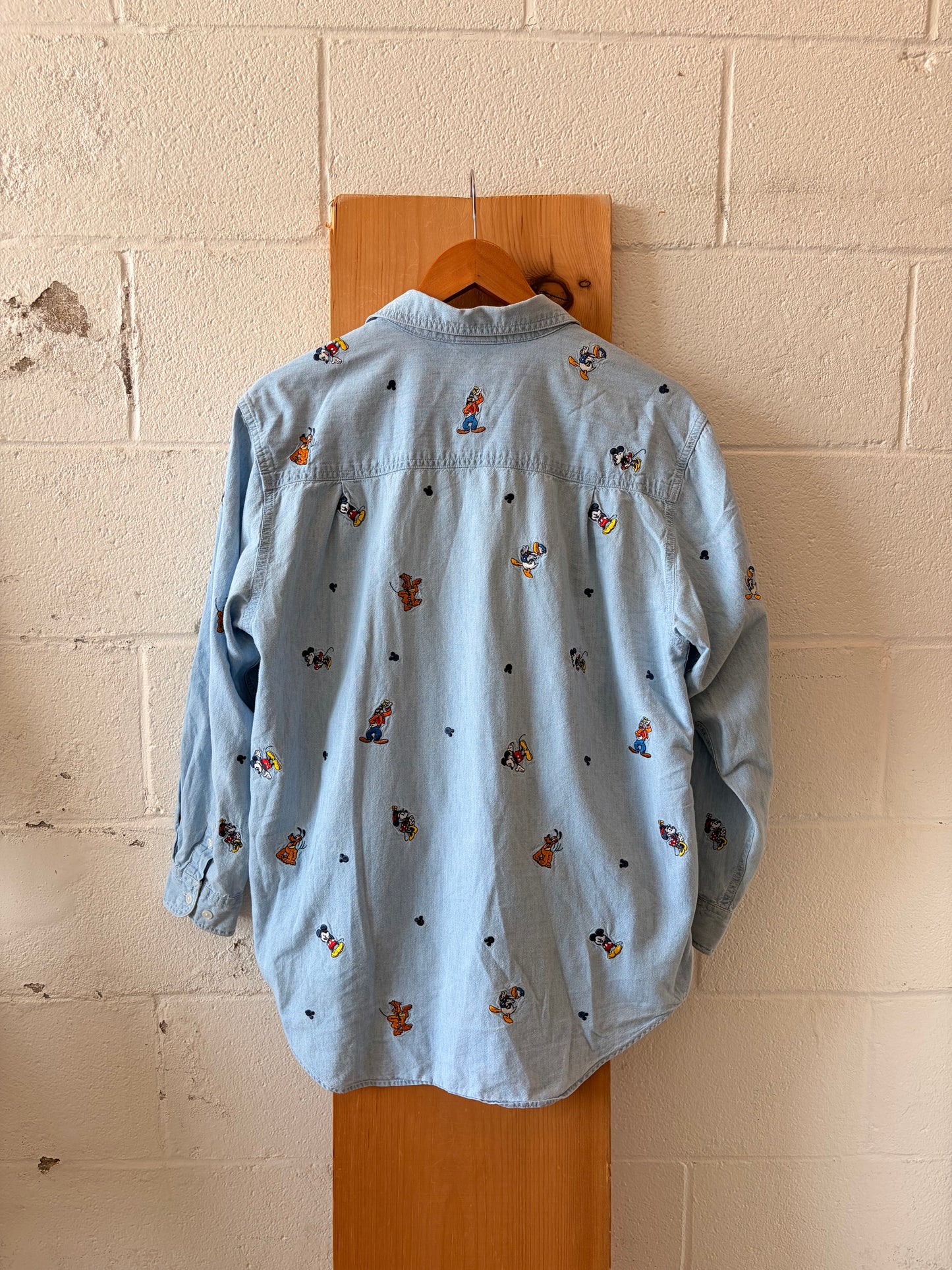 Vtg Disney Embroidered Denim Button Up : M