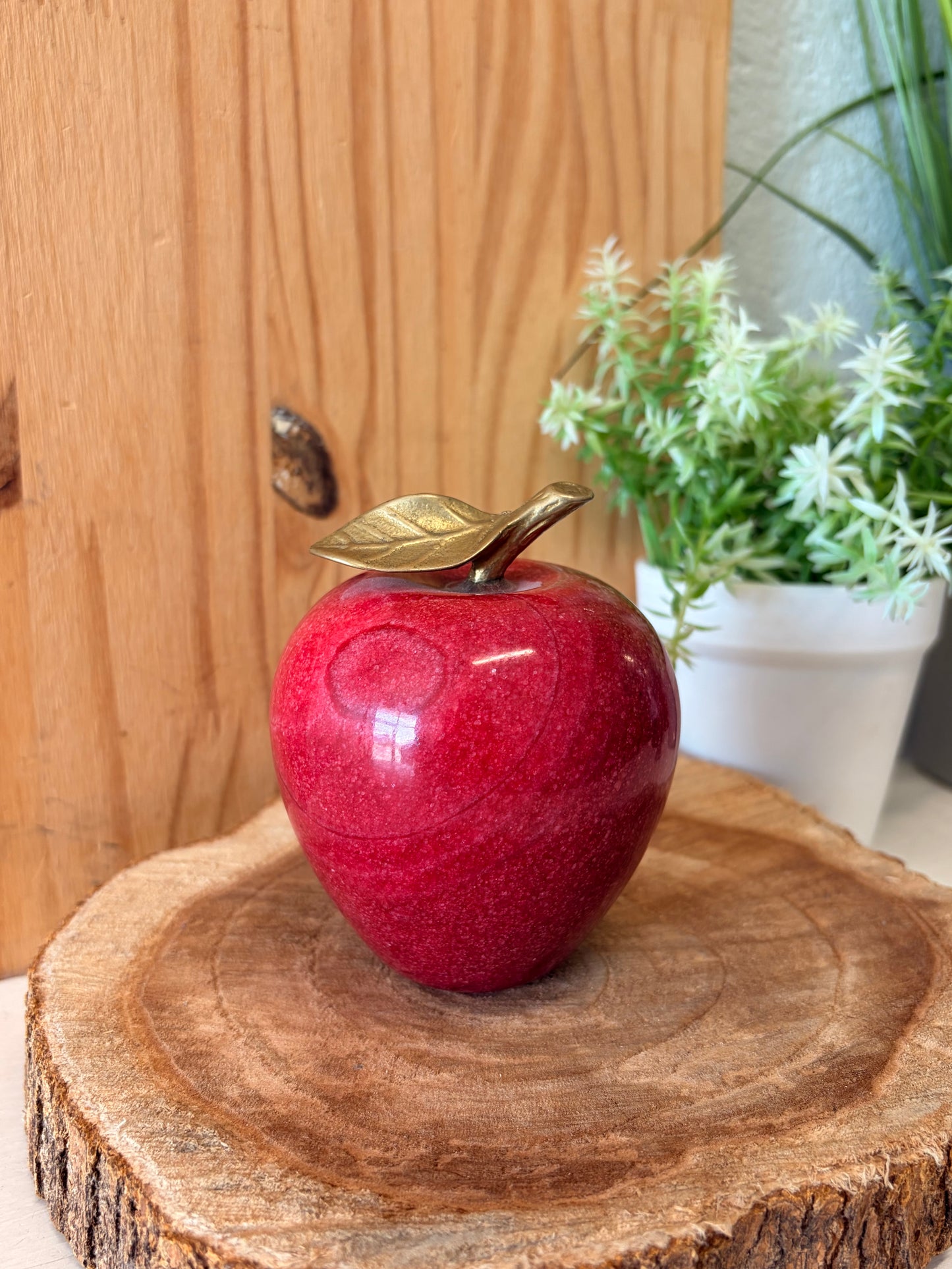Vtg Apple Paperweight (Local Pick Up Only)