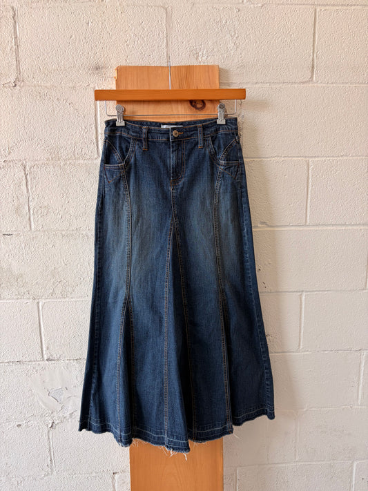 Long Dark Wash Denim Skirt : 2