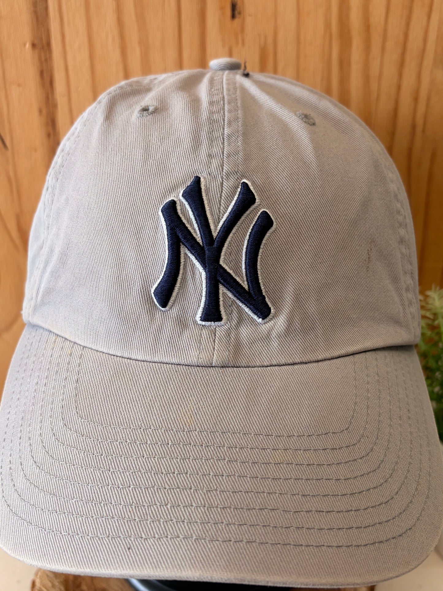Yankees Cap : L