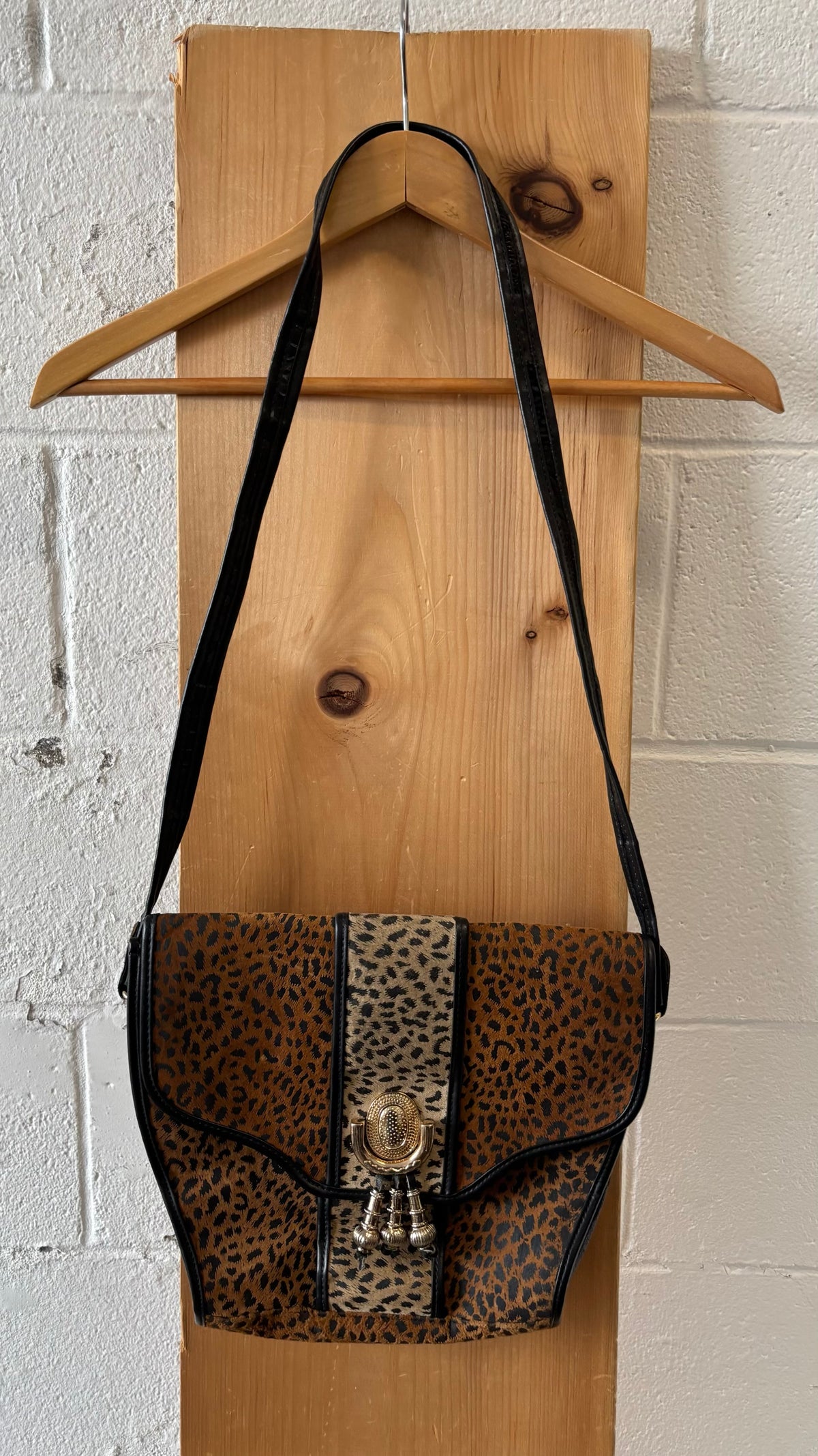 Vtg Leopard Print Crossbody Bag
