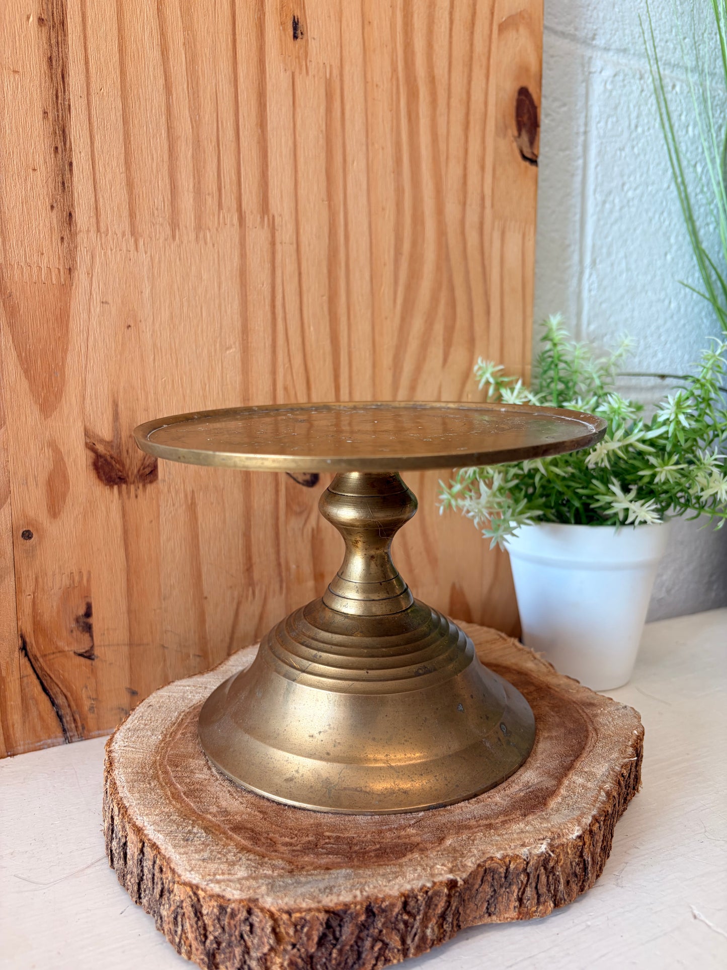 Brass Tone Pedestal (Local Pick Up Only)