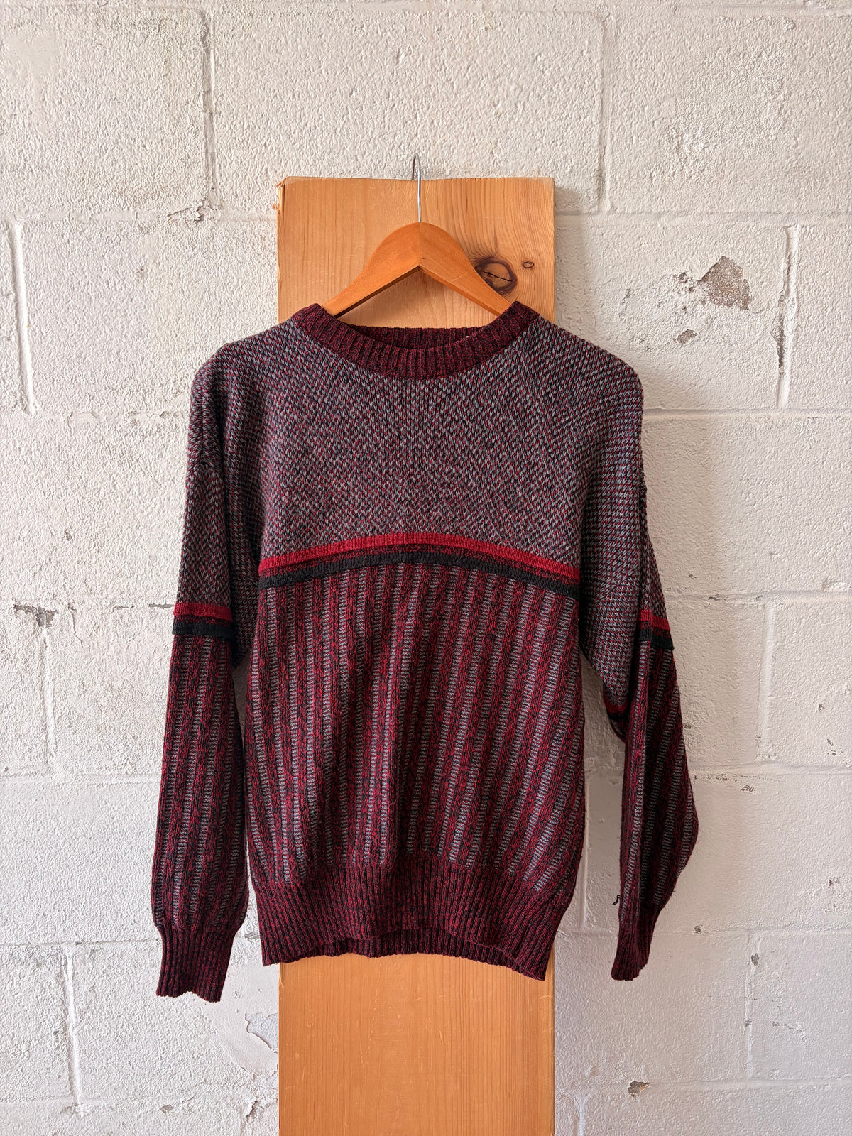 Vtg Striped Red Sweater : S