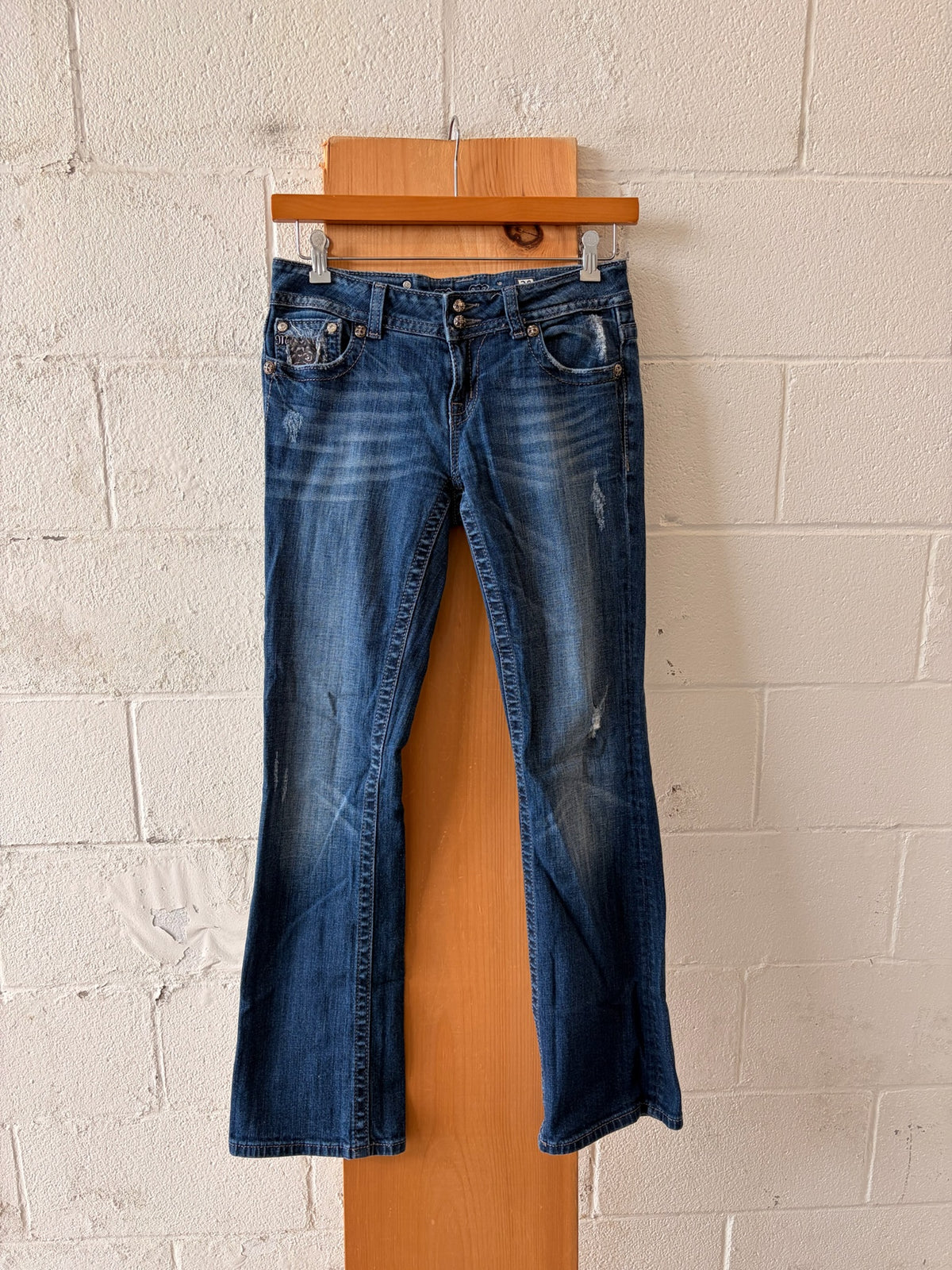 Miss Me Easy Boot Jeans : 28