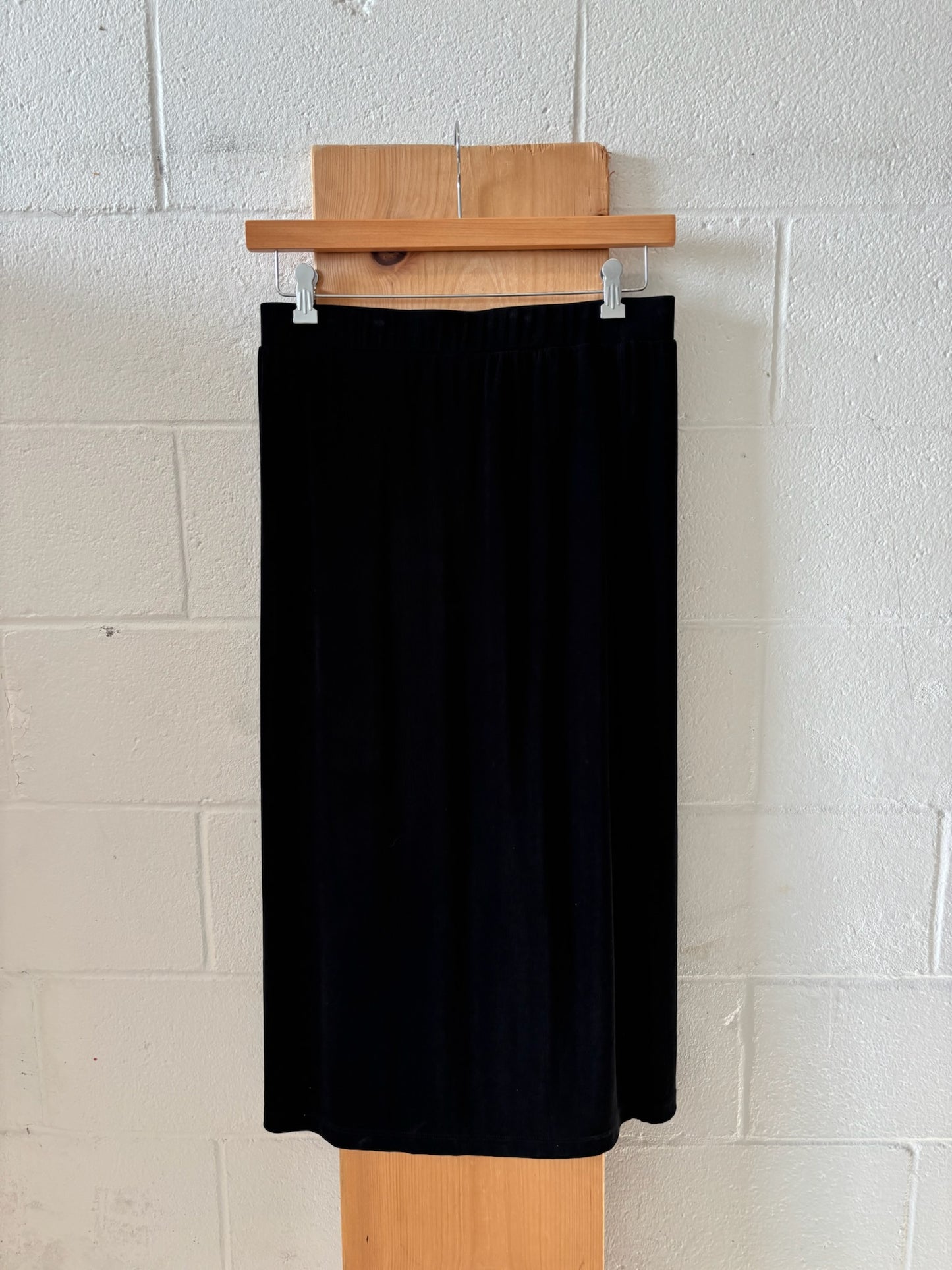 Black Maxi Skirt : L