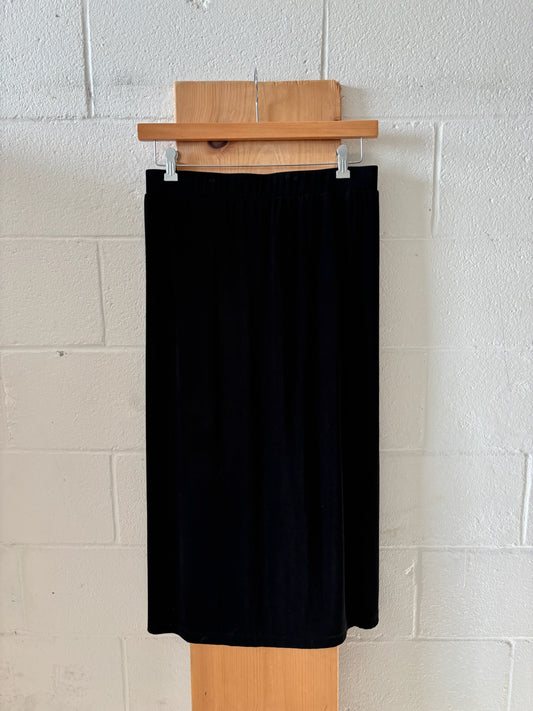 Black Maxi Skirt : L