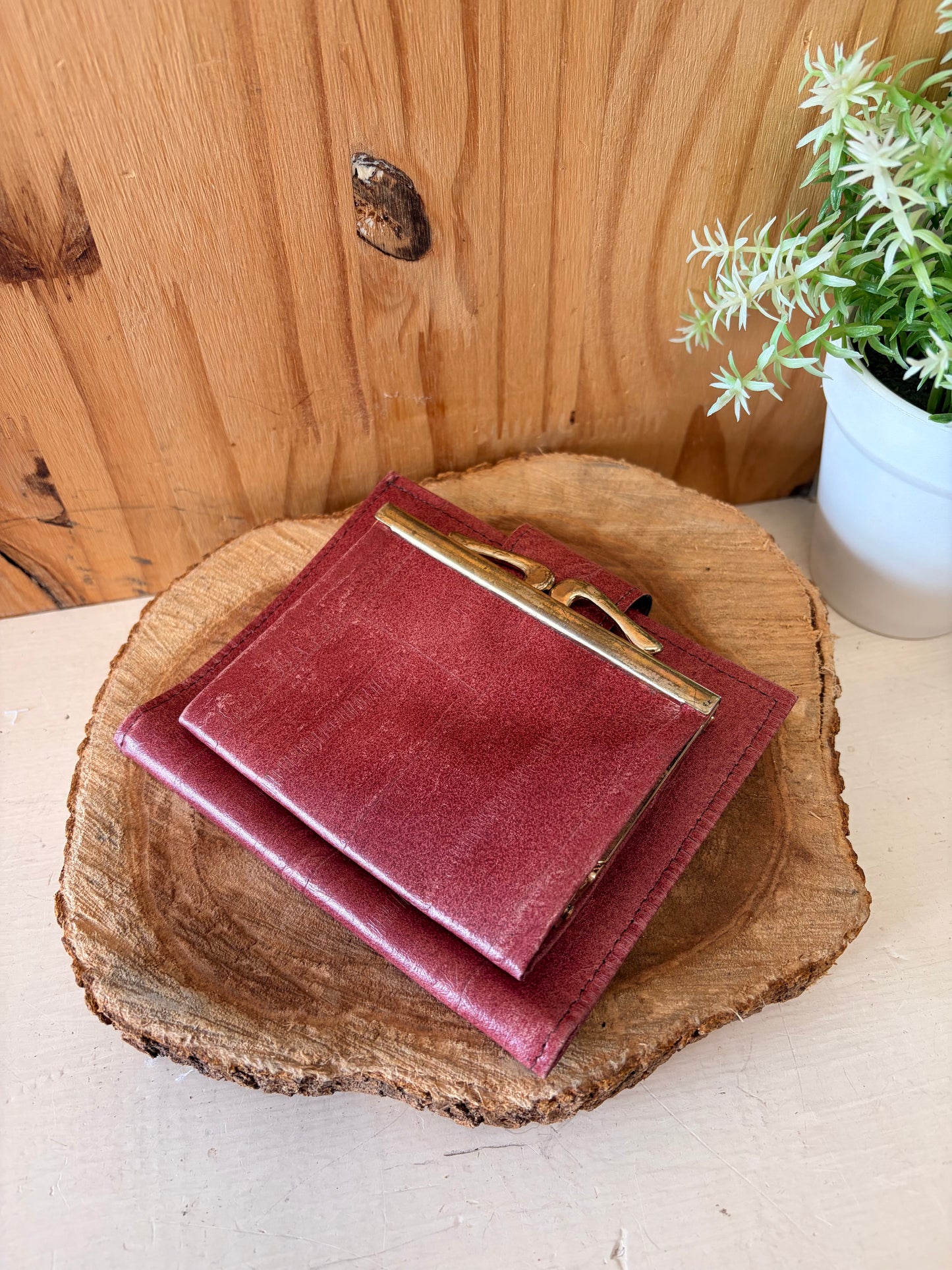 Vtg Red Leather Wallet