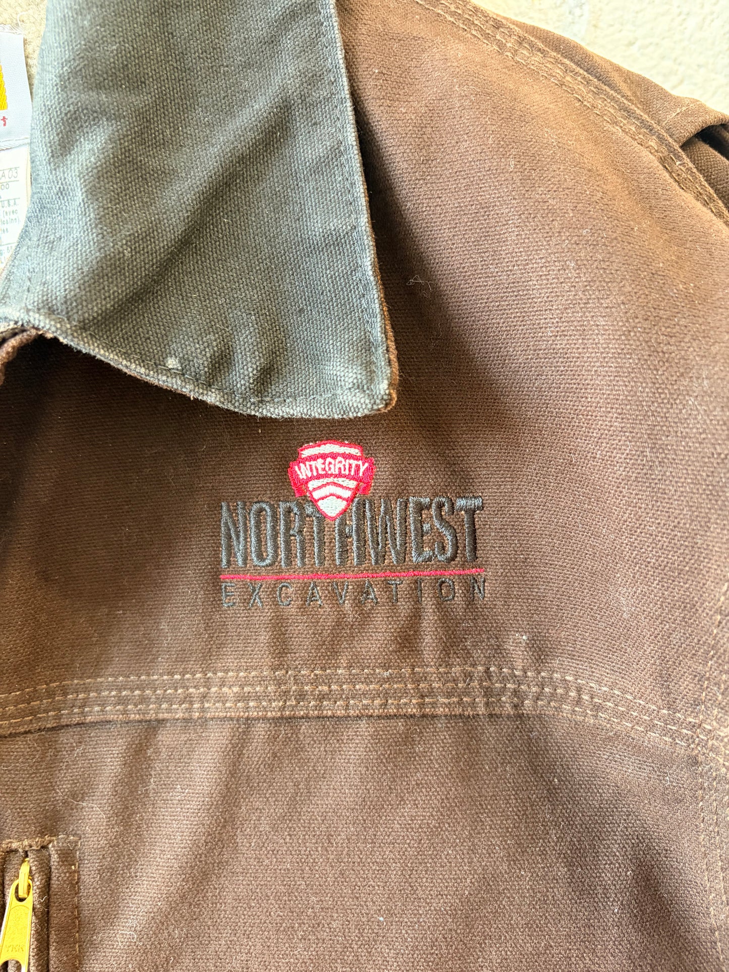 Dark Brown Carhartt : L