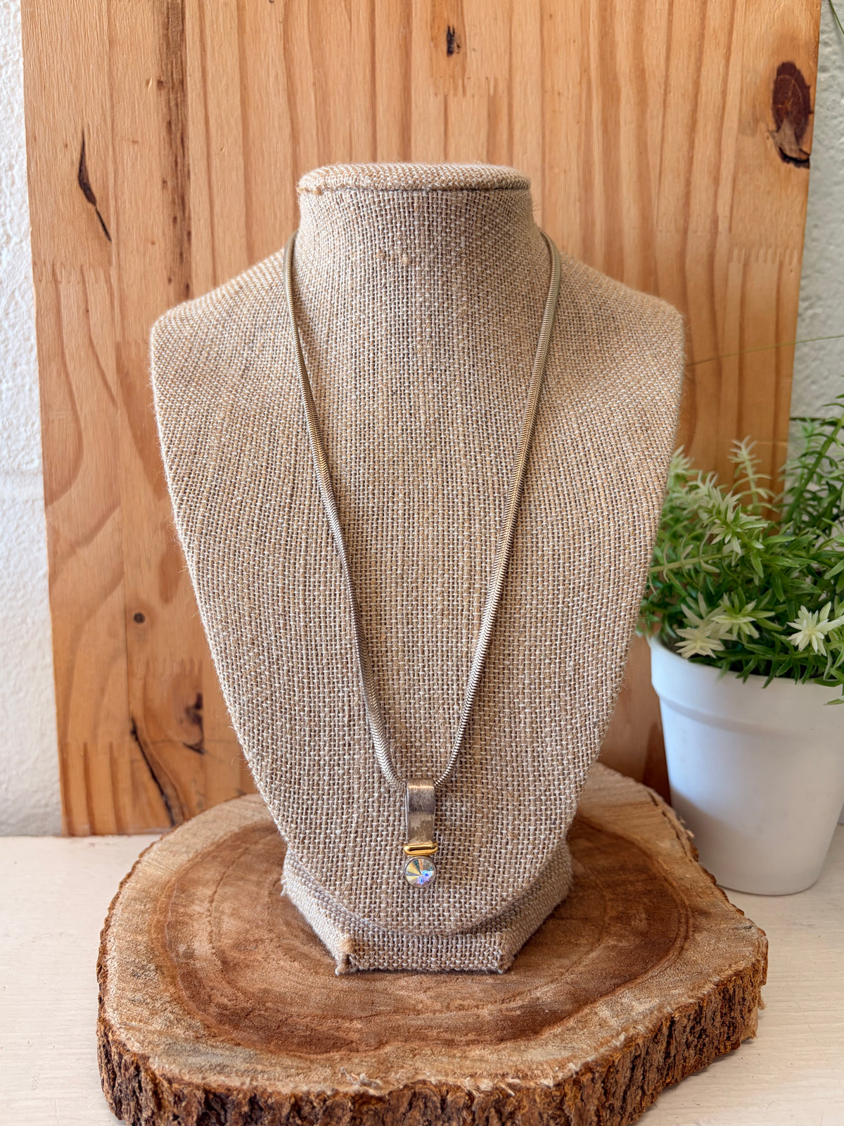Two Tone Premier Designs Necklace