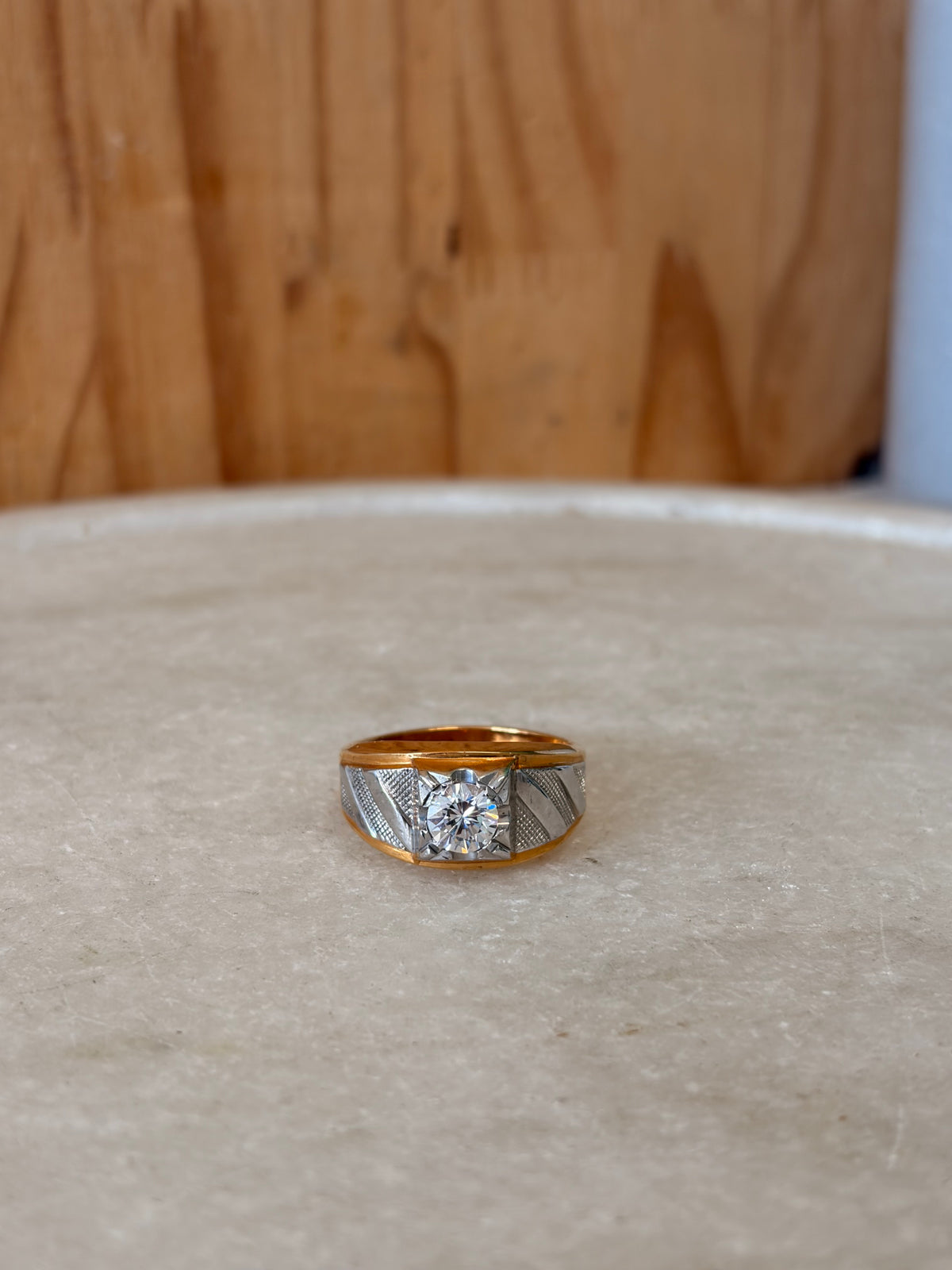 Vtg 14K HGE Gold Ring : Size 12.75