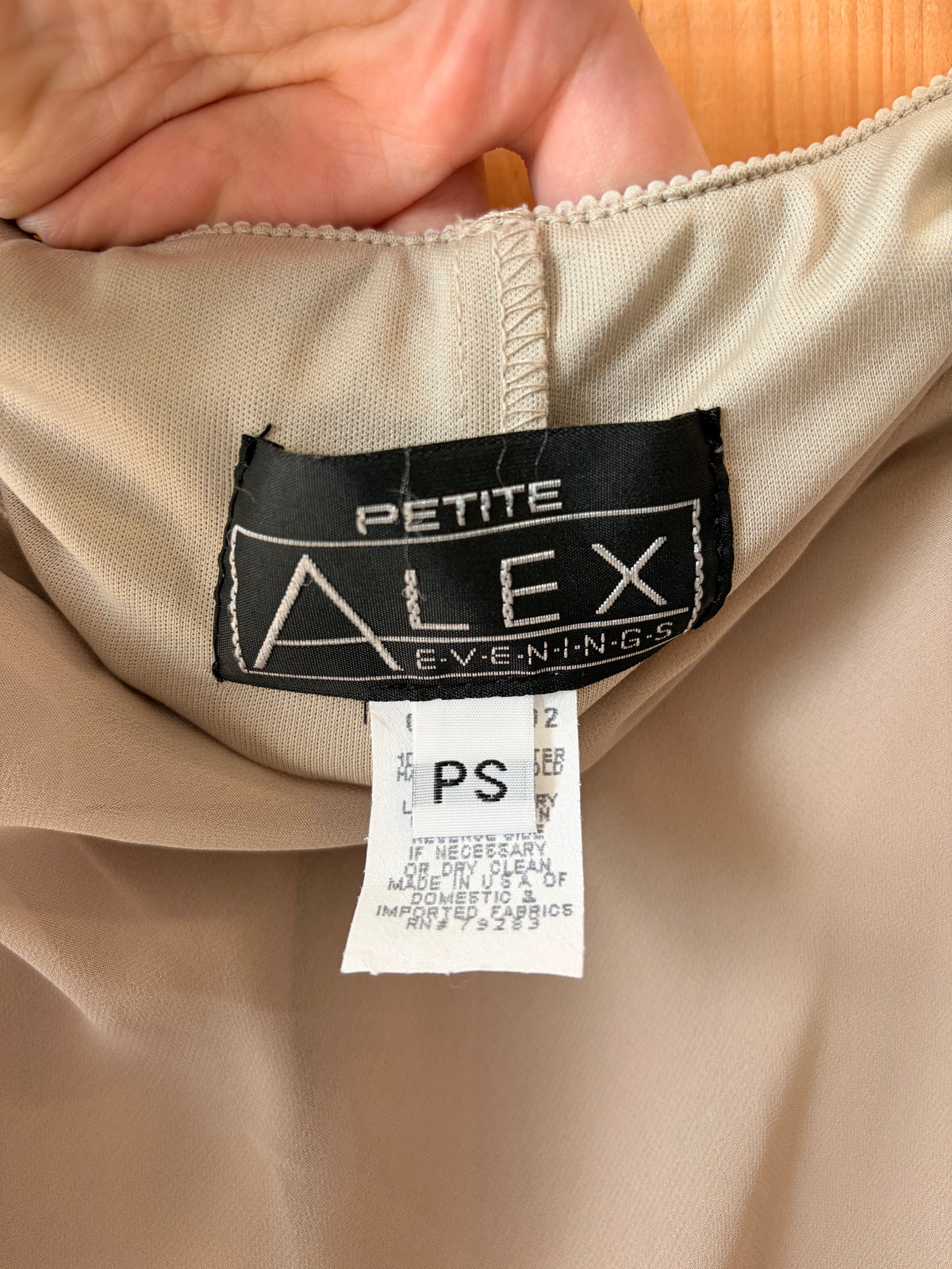 Vtg Beige Maxi Skirt : Petite S