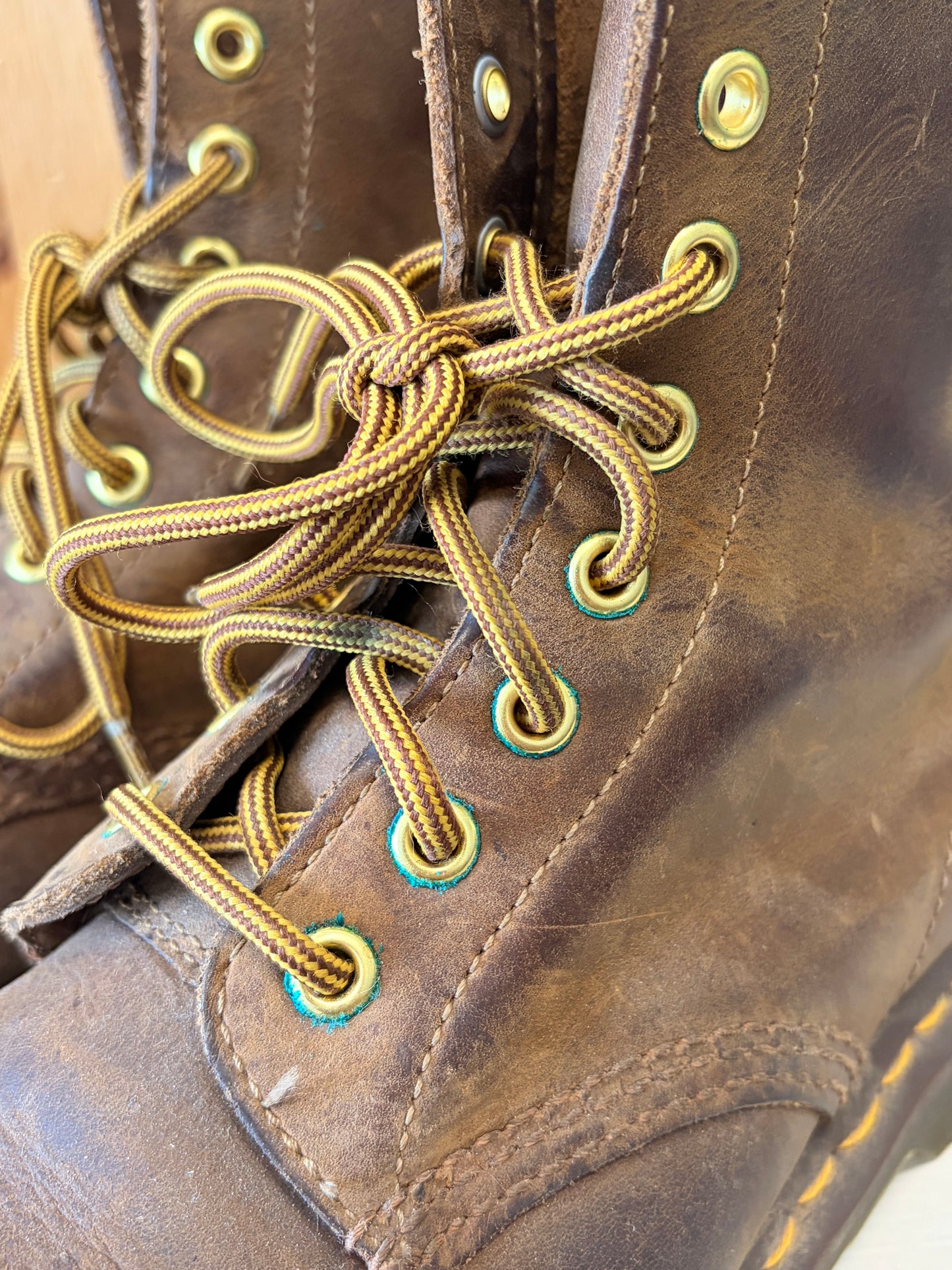 Dr. Marten Brown Boots : 6M