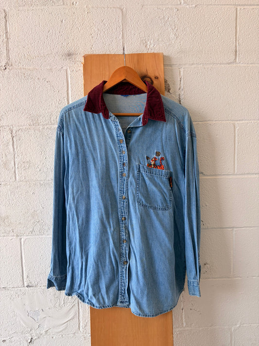 Vtg Embroidered Tigger Denim Button Up : L