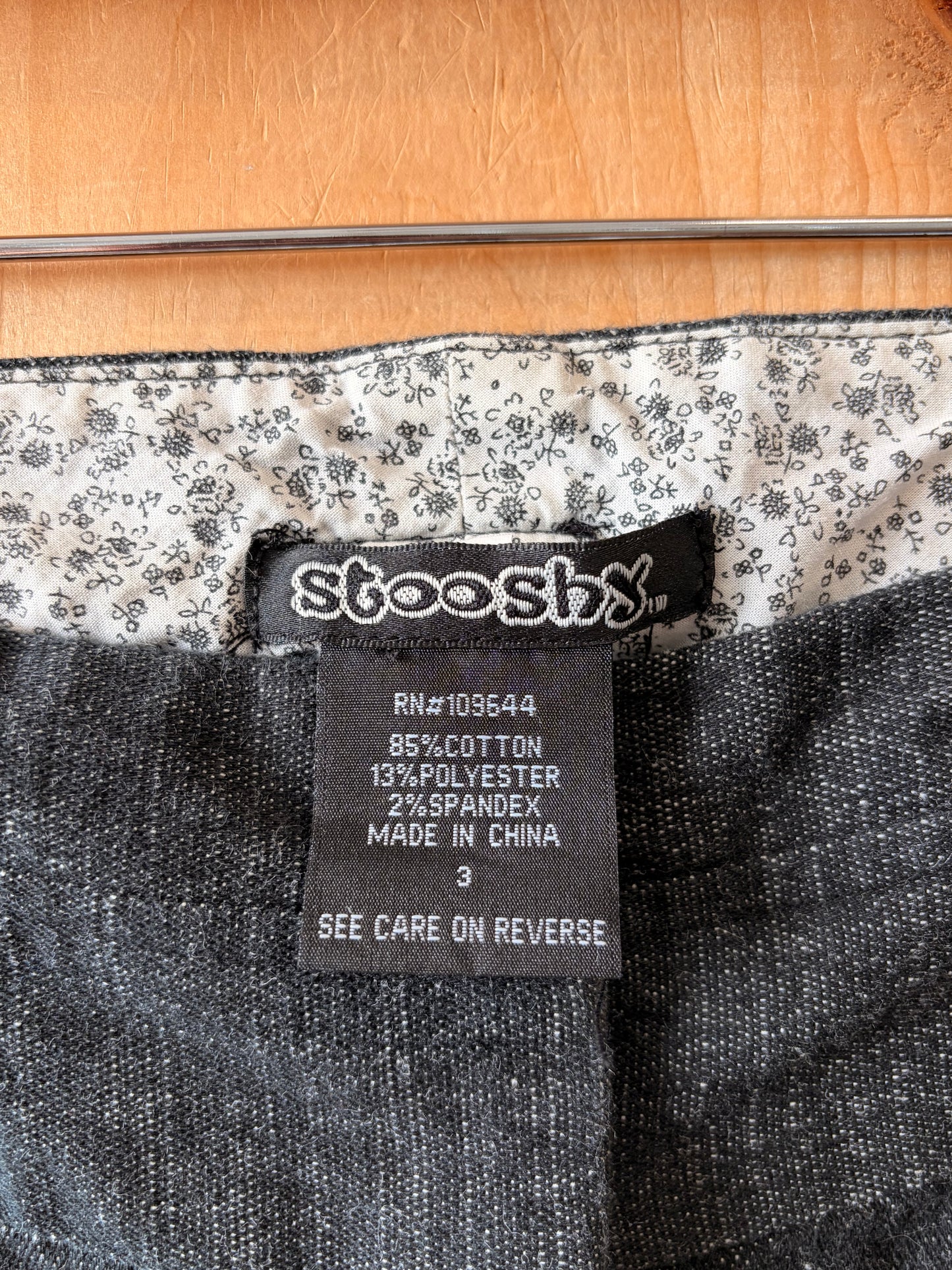 Dark Gray Trousers : 3