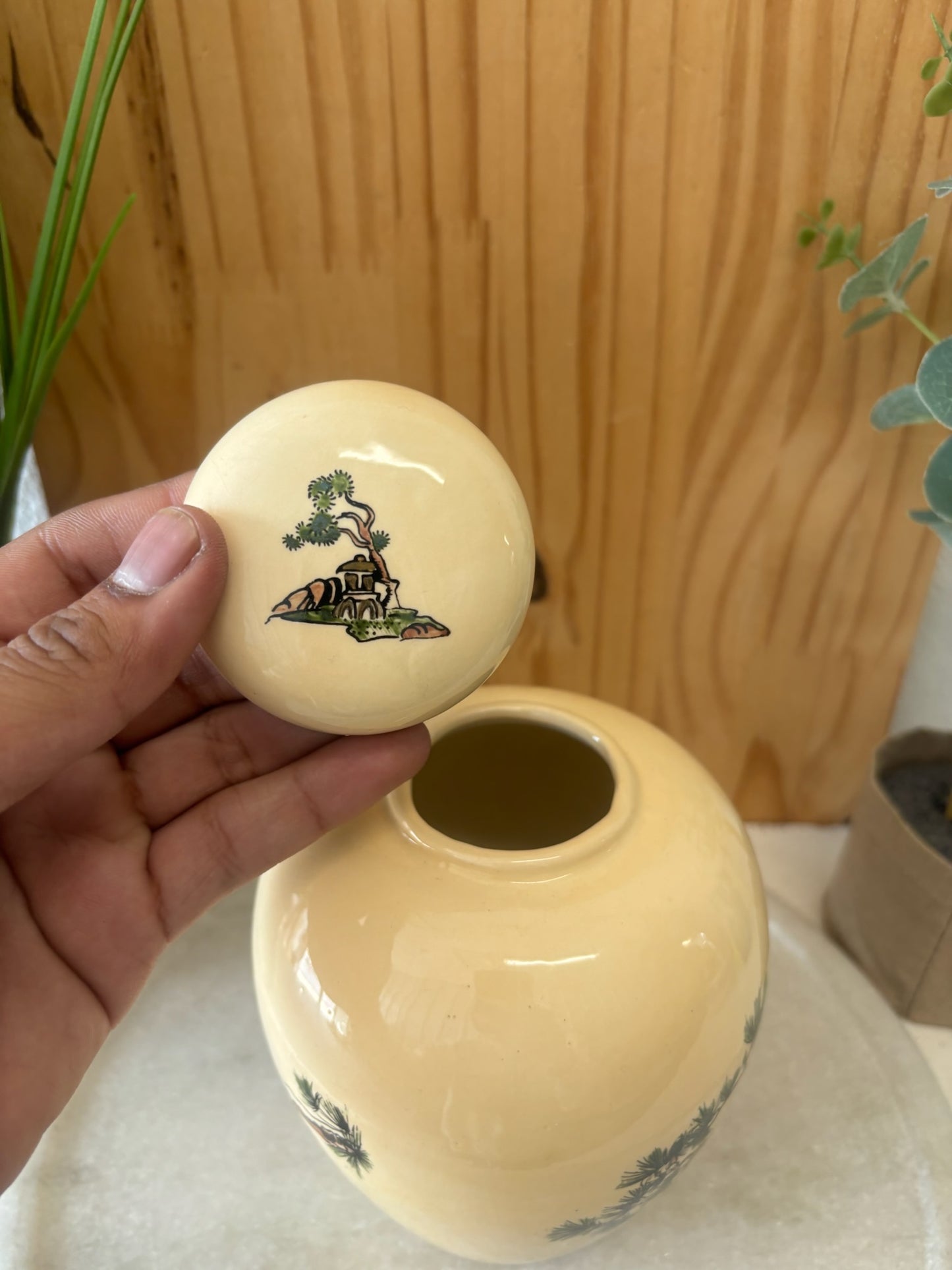 Bonsai Tree Urn (Local Pick Up Only)