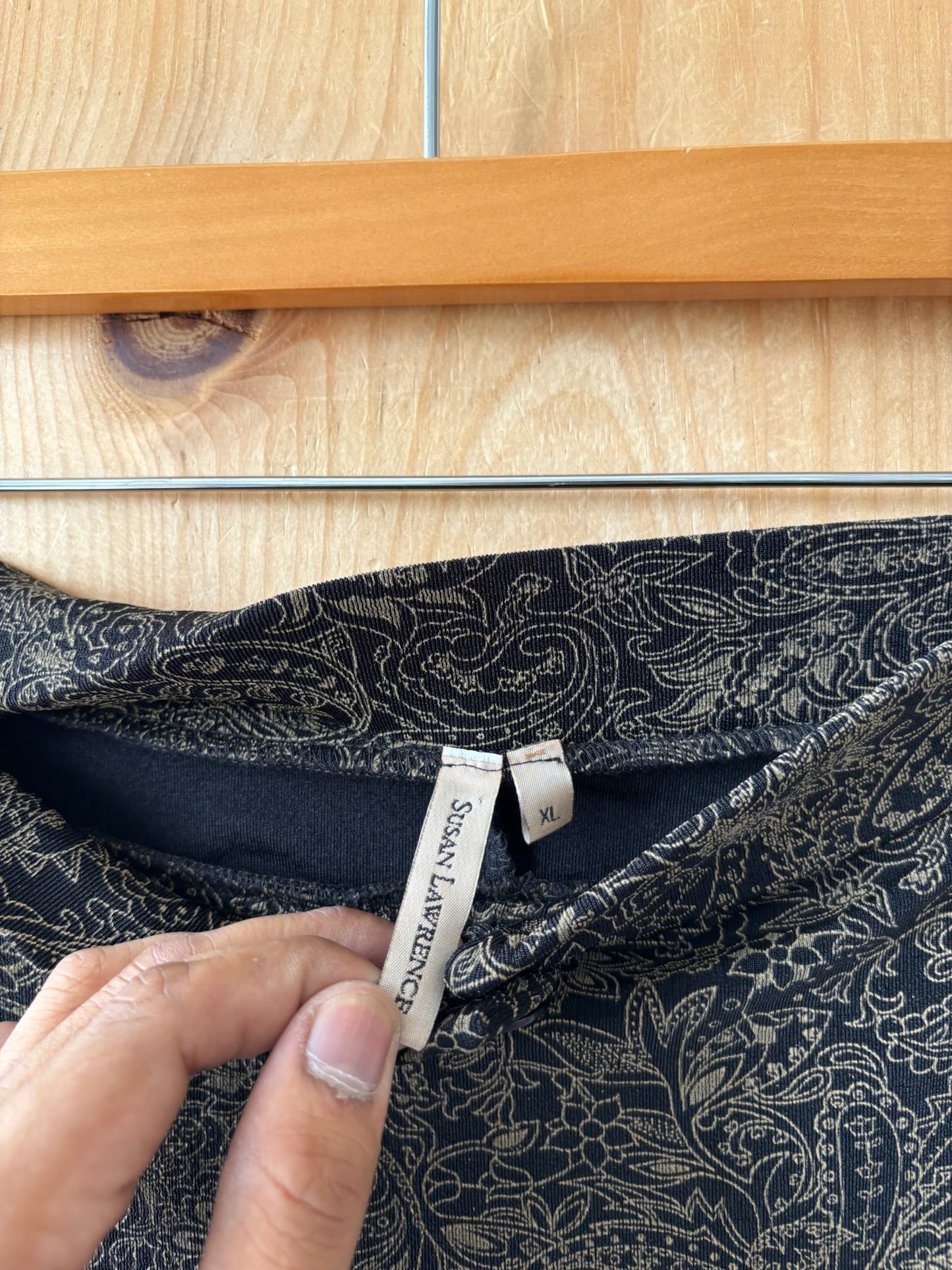 Brown and Black Paisley Skirt : XL