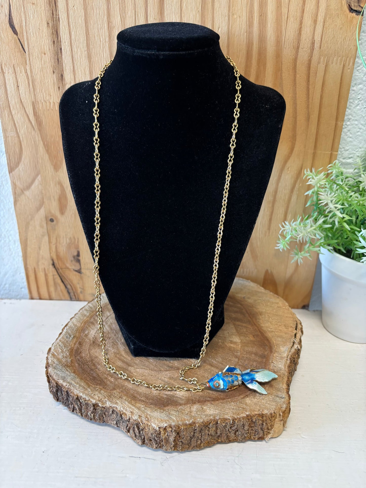 Gold Tone Fish Pendant Necklace