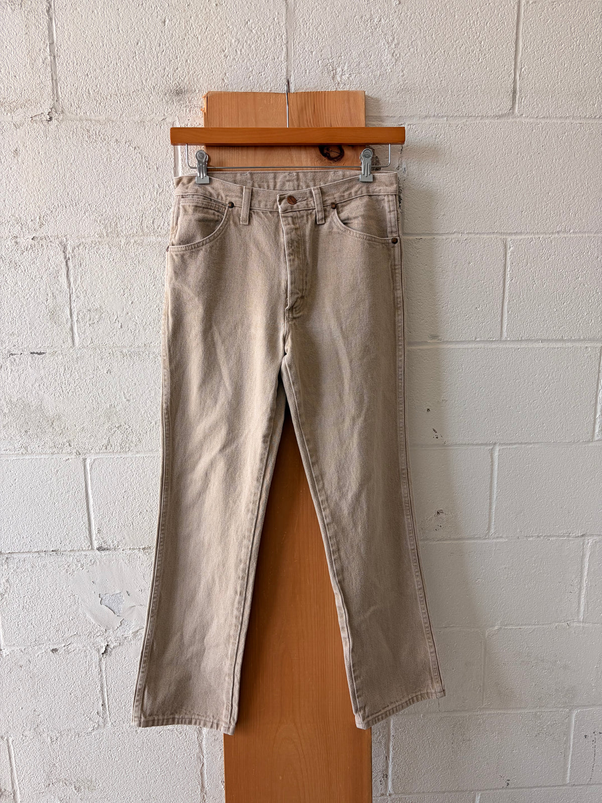 Tan Wrangler Jeans : 31x30