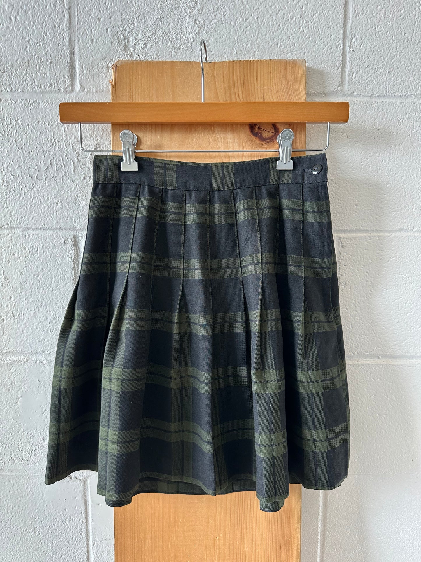 Plaid Pleated Skirt : S