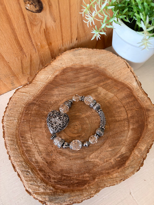 Elastic Beaded Silver Tone Heart Bracelet