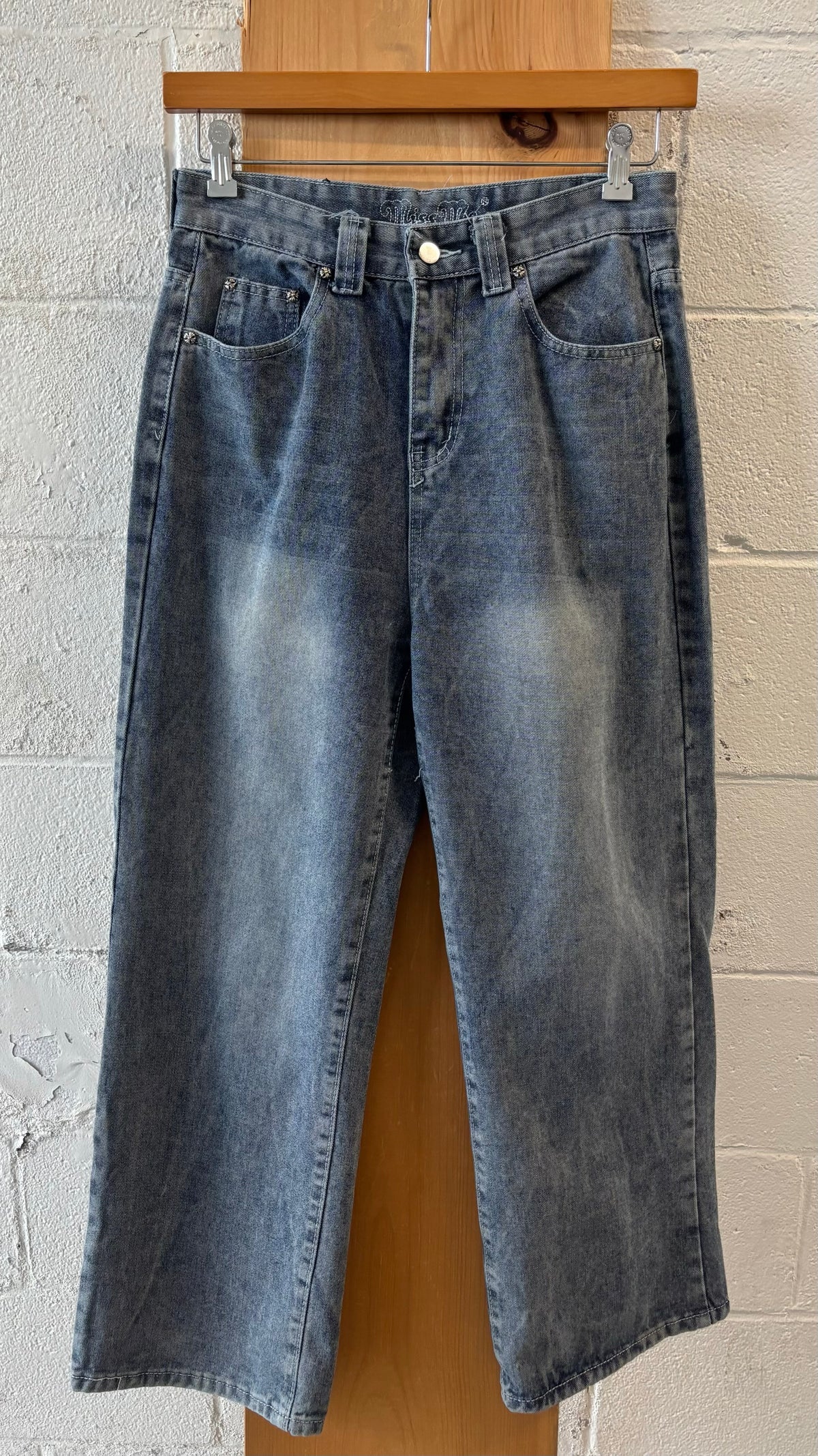 Baggy Y2K Miss Me Jeans : 32” W