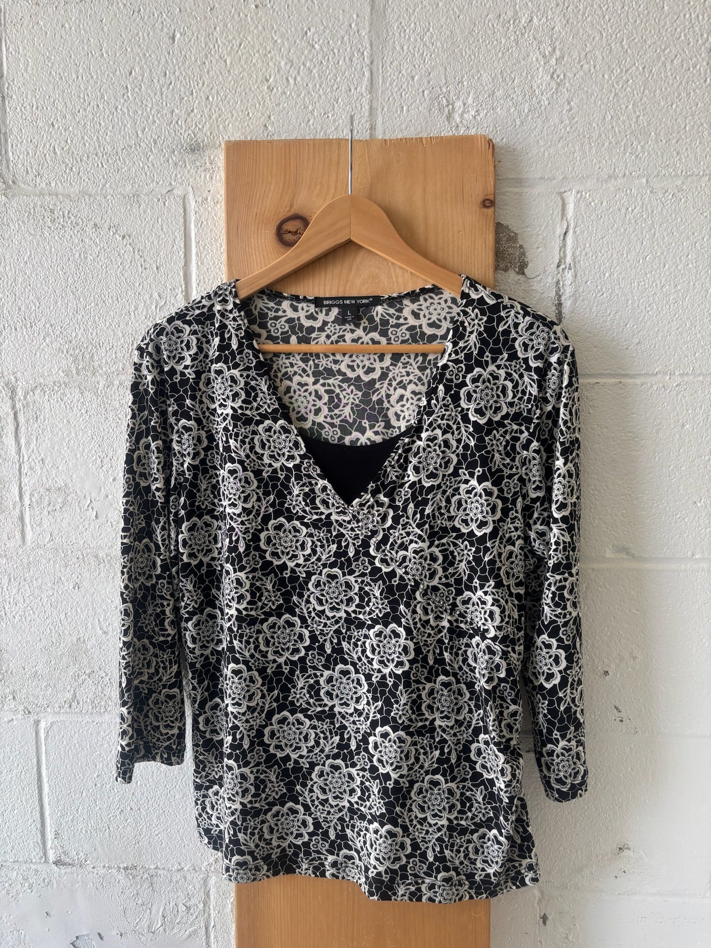 Black and White Floral Top and Skirt Set : L