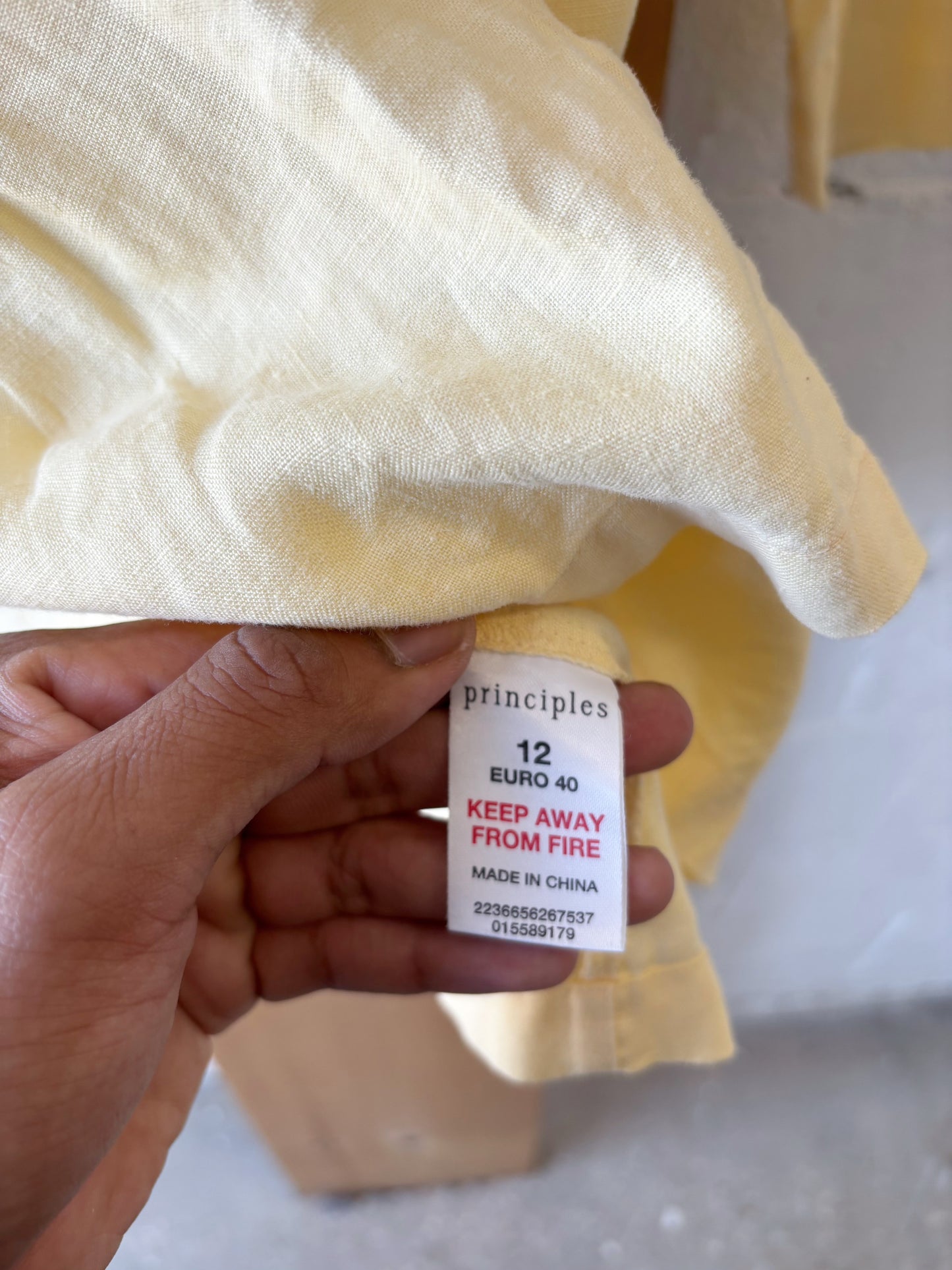 Butter Yellow Long Sleeve Top : M