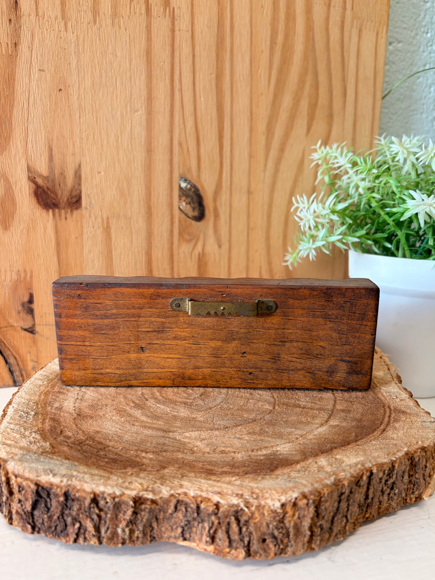 Vtg Little Wooden Strawberry Plaque