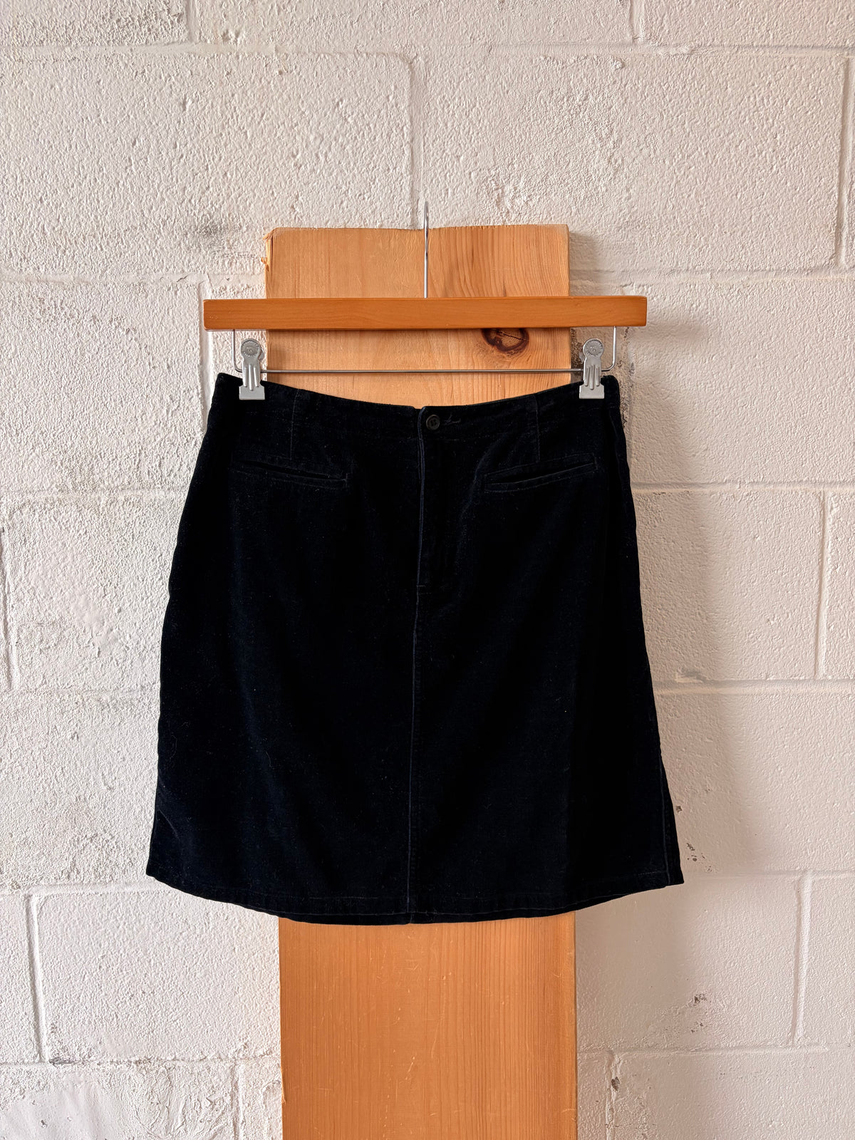 Black Velvet Skirt : 10