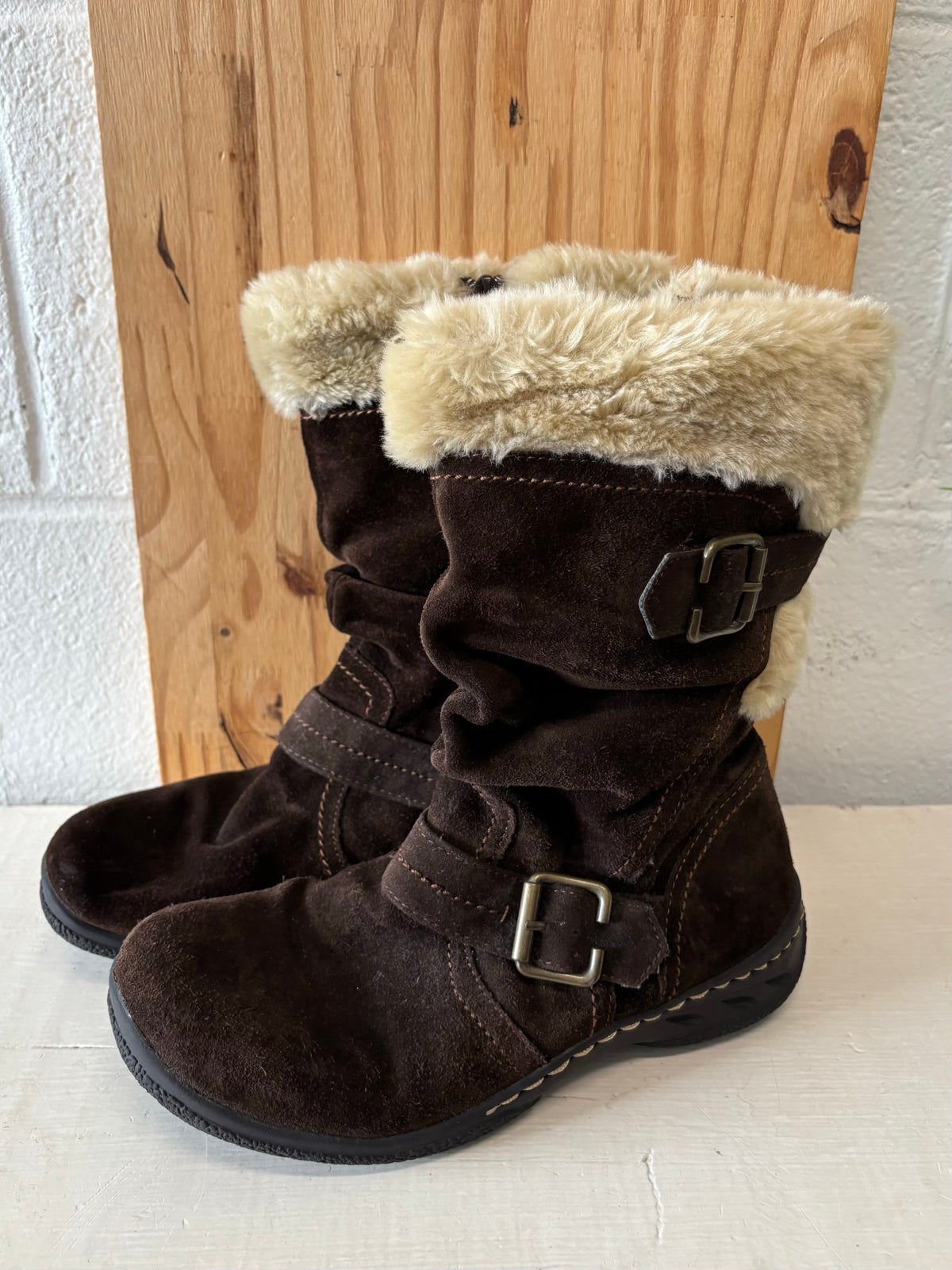 Brown Faux Fur Boots : 8