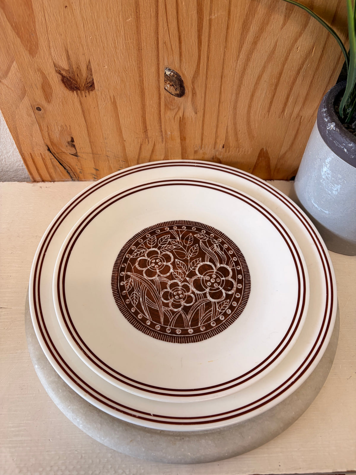 Pair of Corelle Brown Floral Plates (Local Pick Up Only)