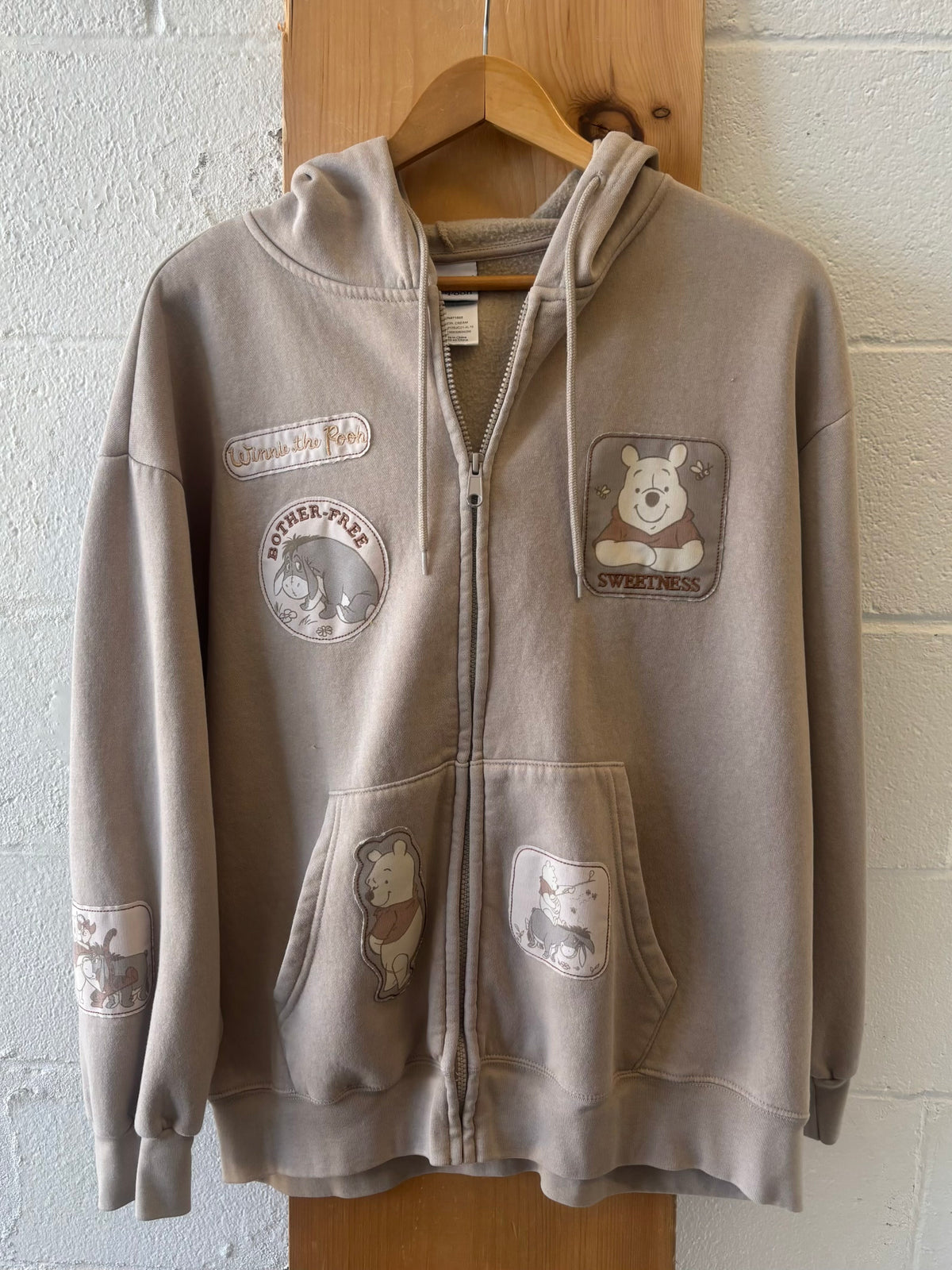 Winnie Pooh Zip Up Hoodie : XL