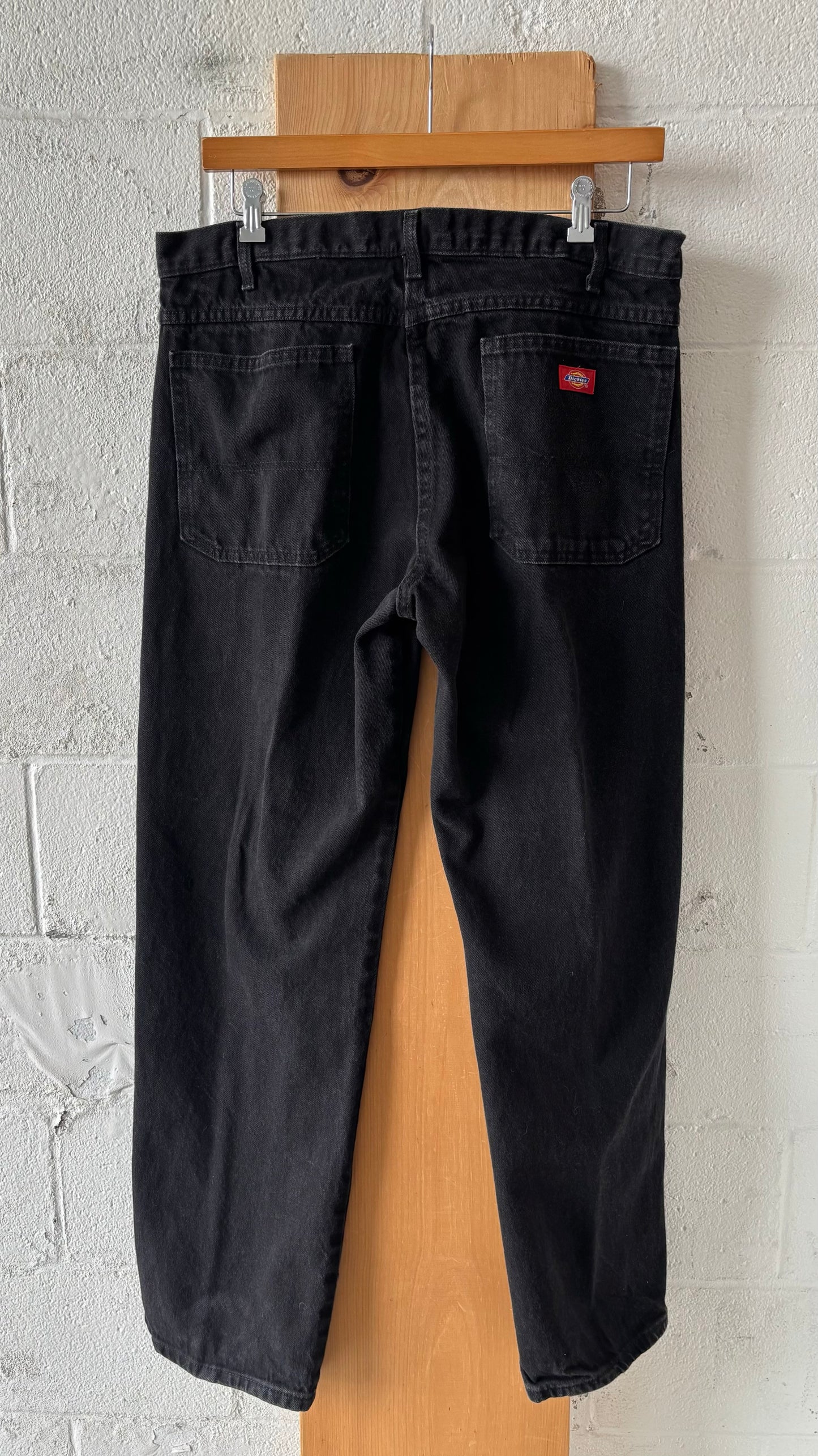 Black Dickies : 38” W