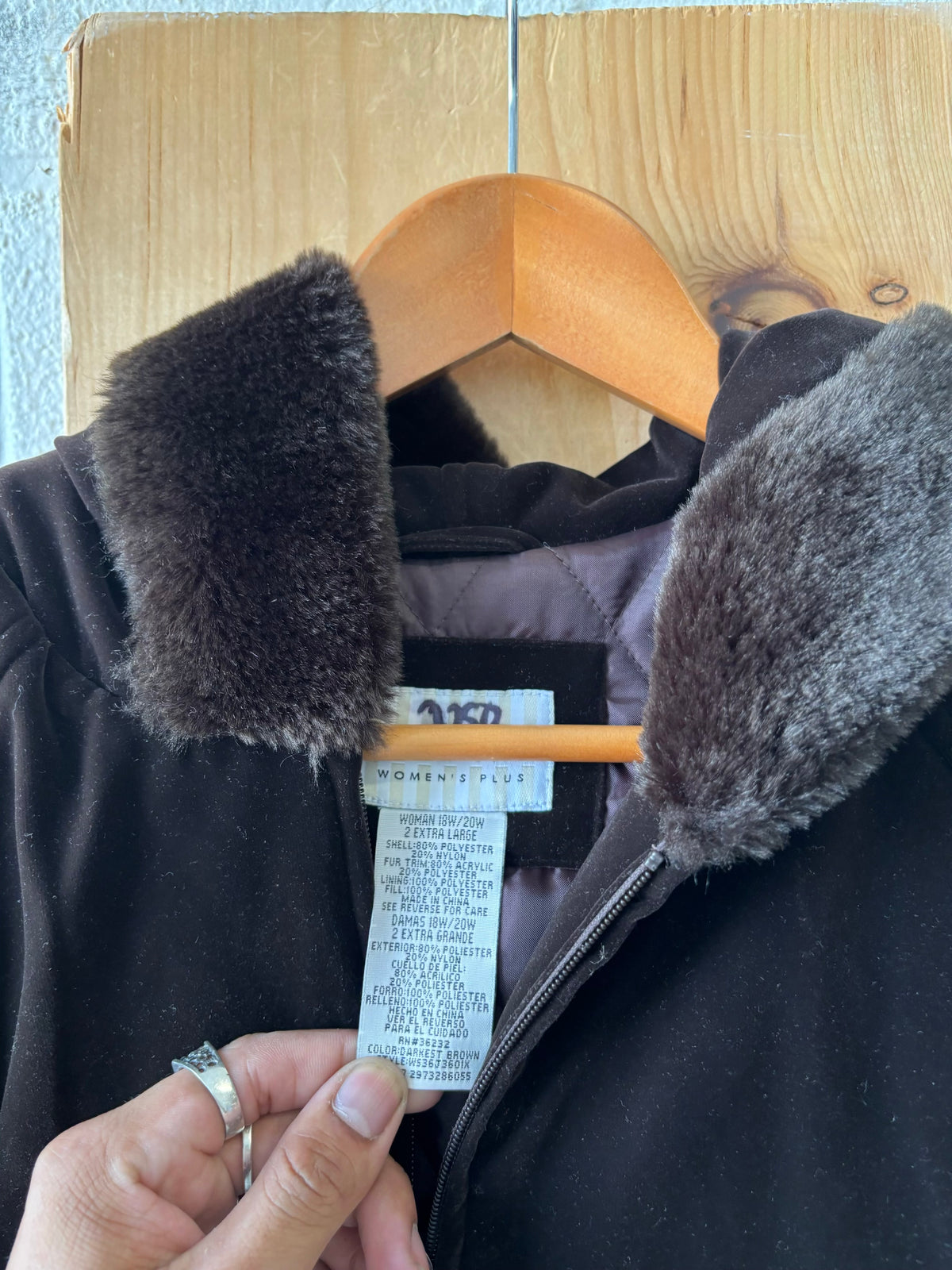 Chocolate Brown Faux Fur Coat : 18/20W (2XL)