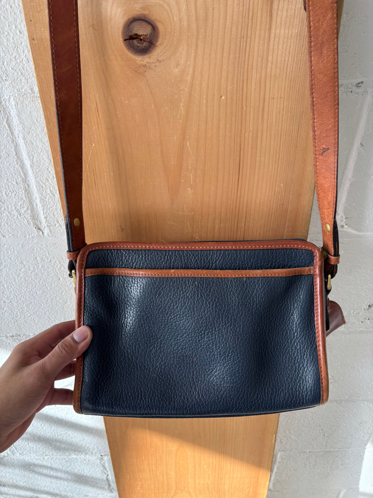 Vtg Leather Liz Claiborne Purse