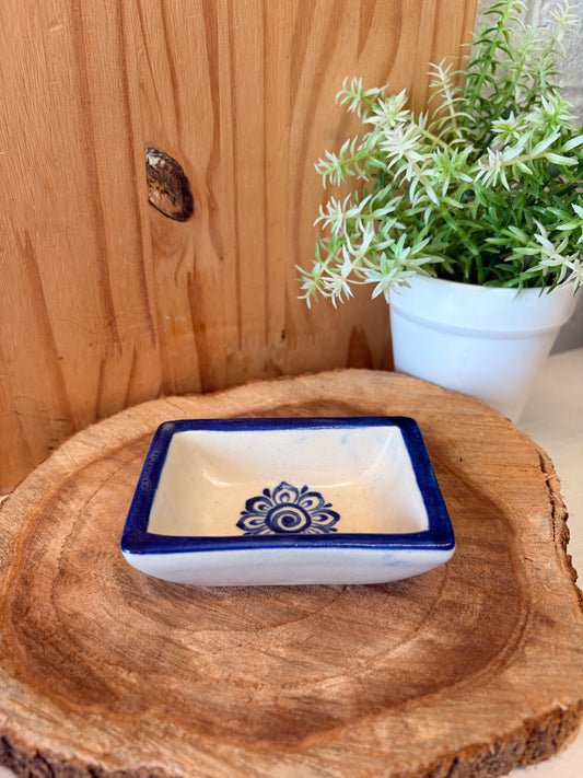 Vtg Blue & White Floral Medallion Trinket Dish (Local Pick Up Only)
