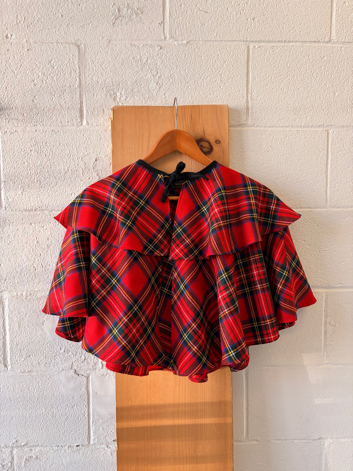 Vtg Scottish Wool Cape : OS