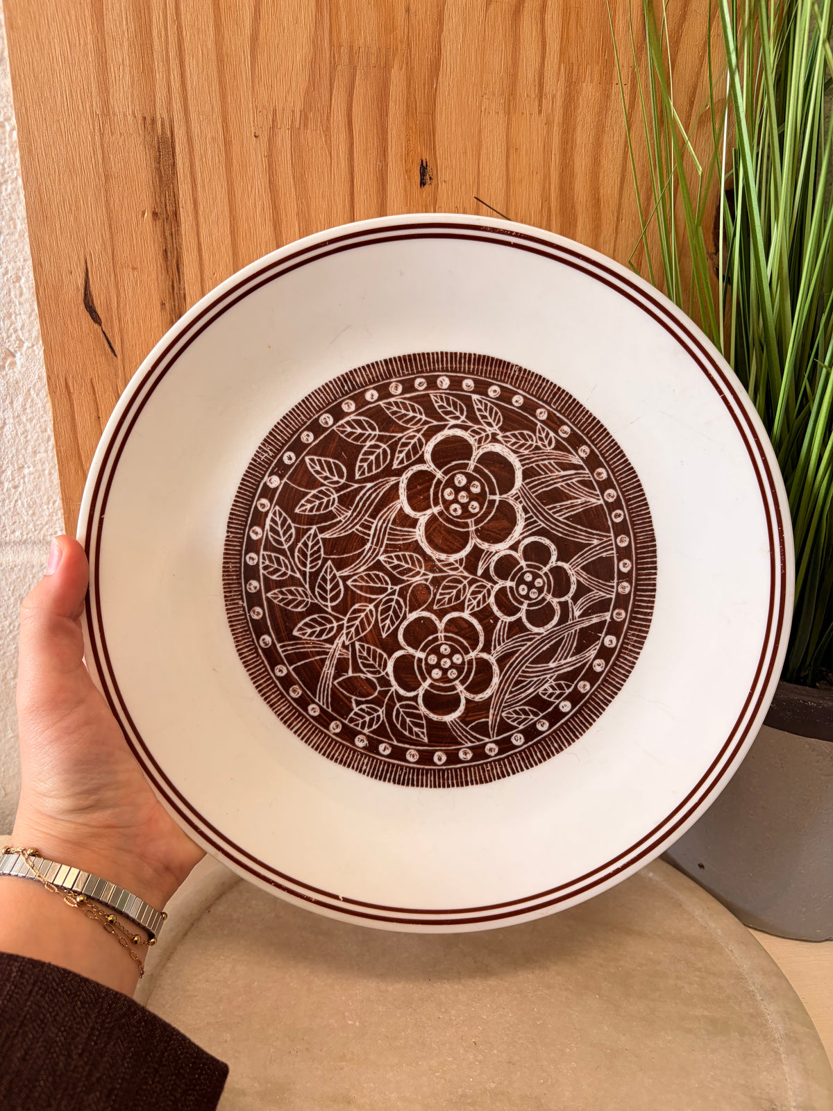 Pair of Corelle Brown Floral Plates (Local Pick Up Only)