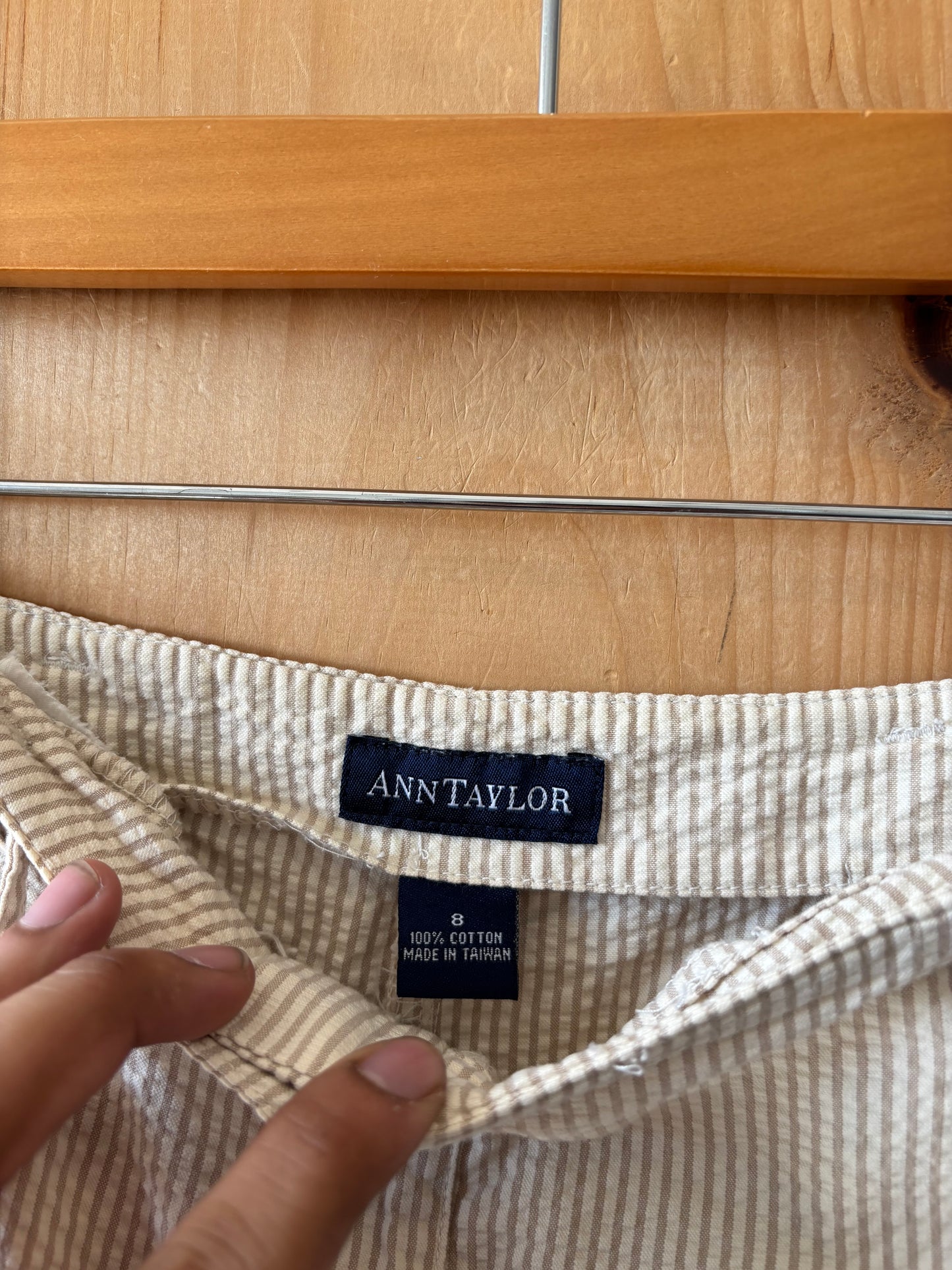 Cream & White Striped Shorts : 8