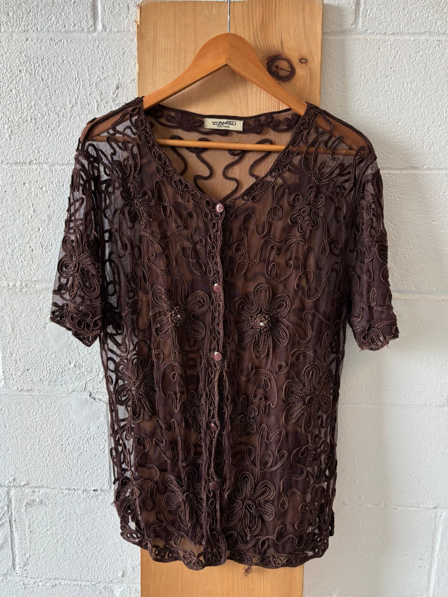 Semi Sheer Embroidered Overlay Blouse : XXL/XXXL