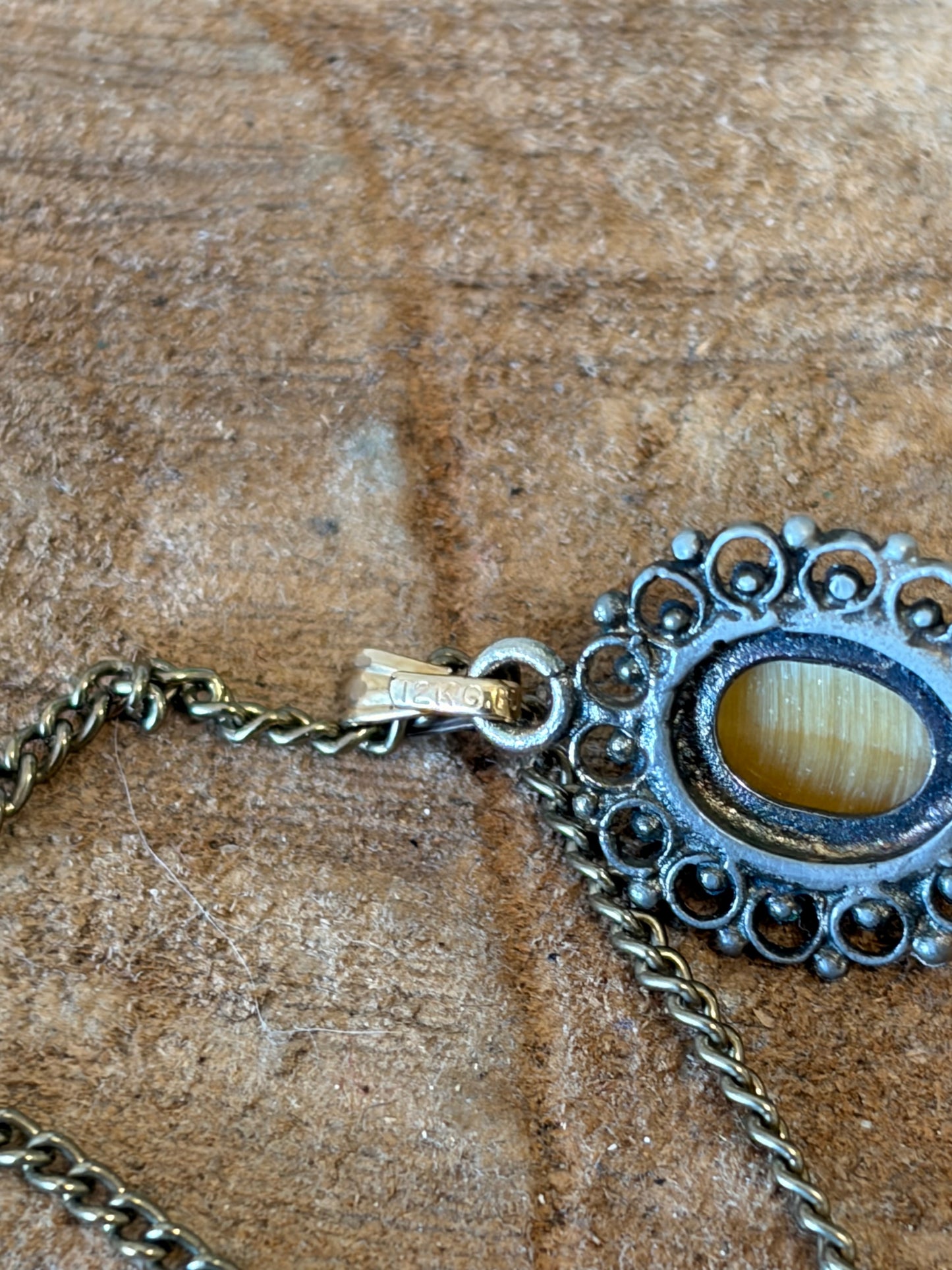 12KGP Ornate Amber Stone Pendant Necklace