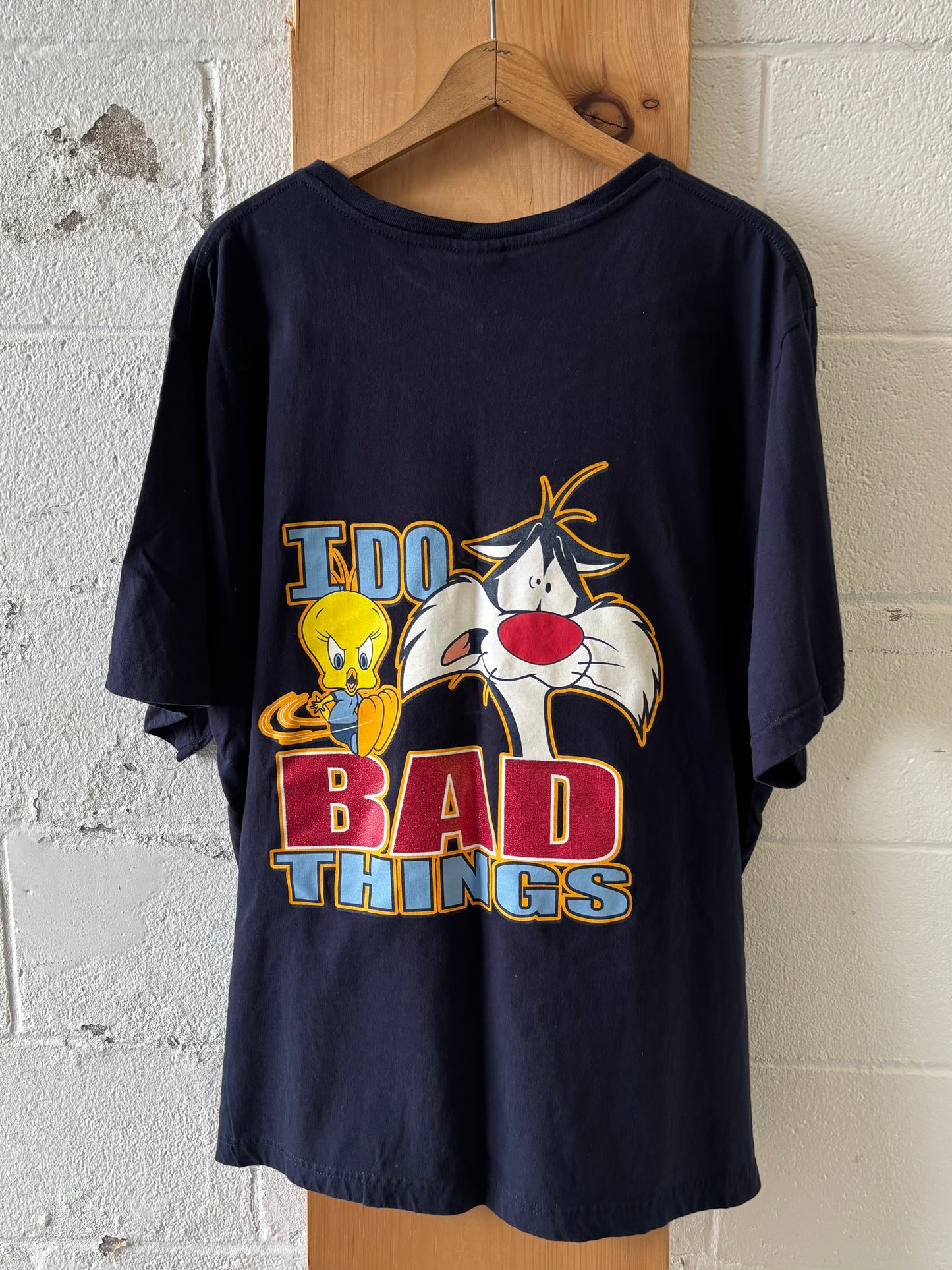 Looney Tunes Graphic Tee : 26/28 W
