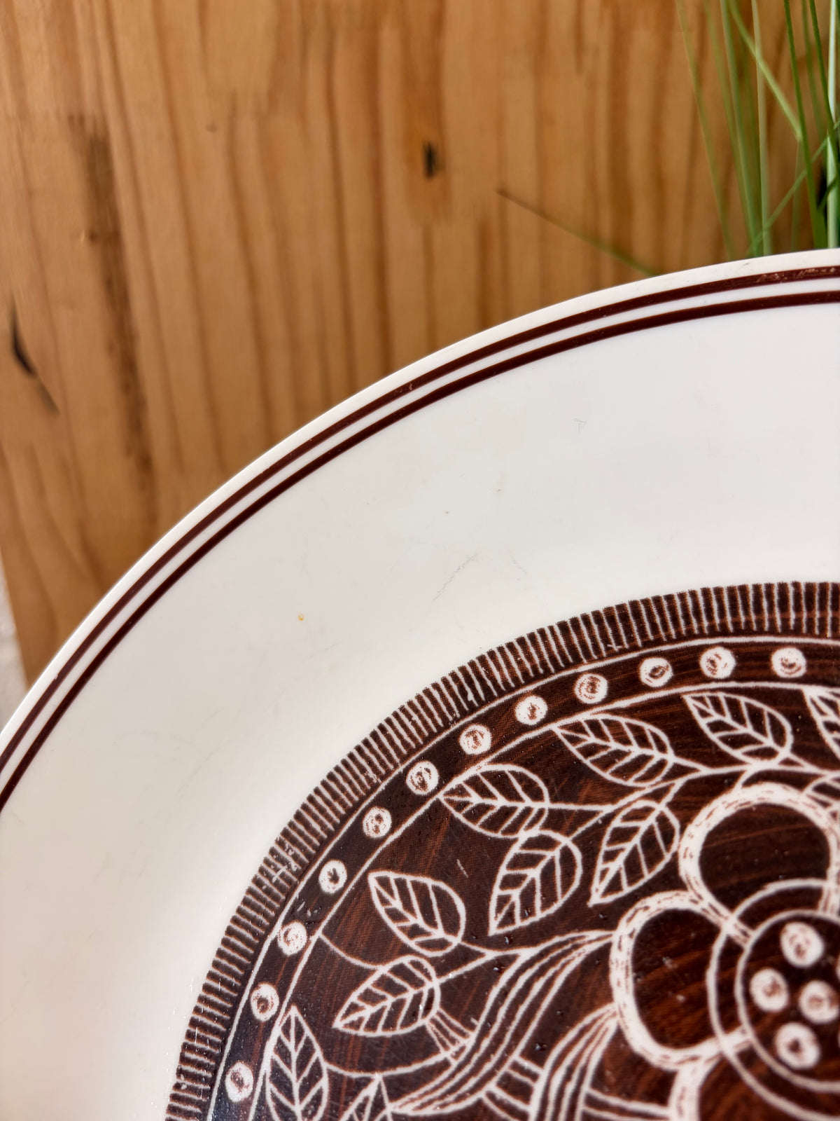 Pair of Corelle Brown Floral Plates (Local Pick Up Only)